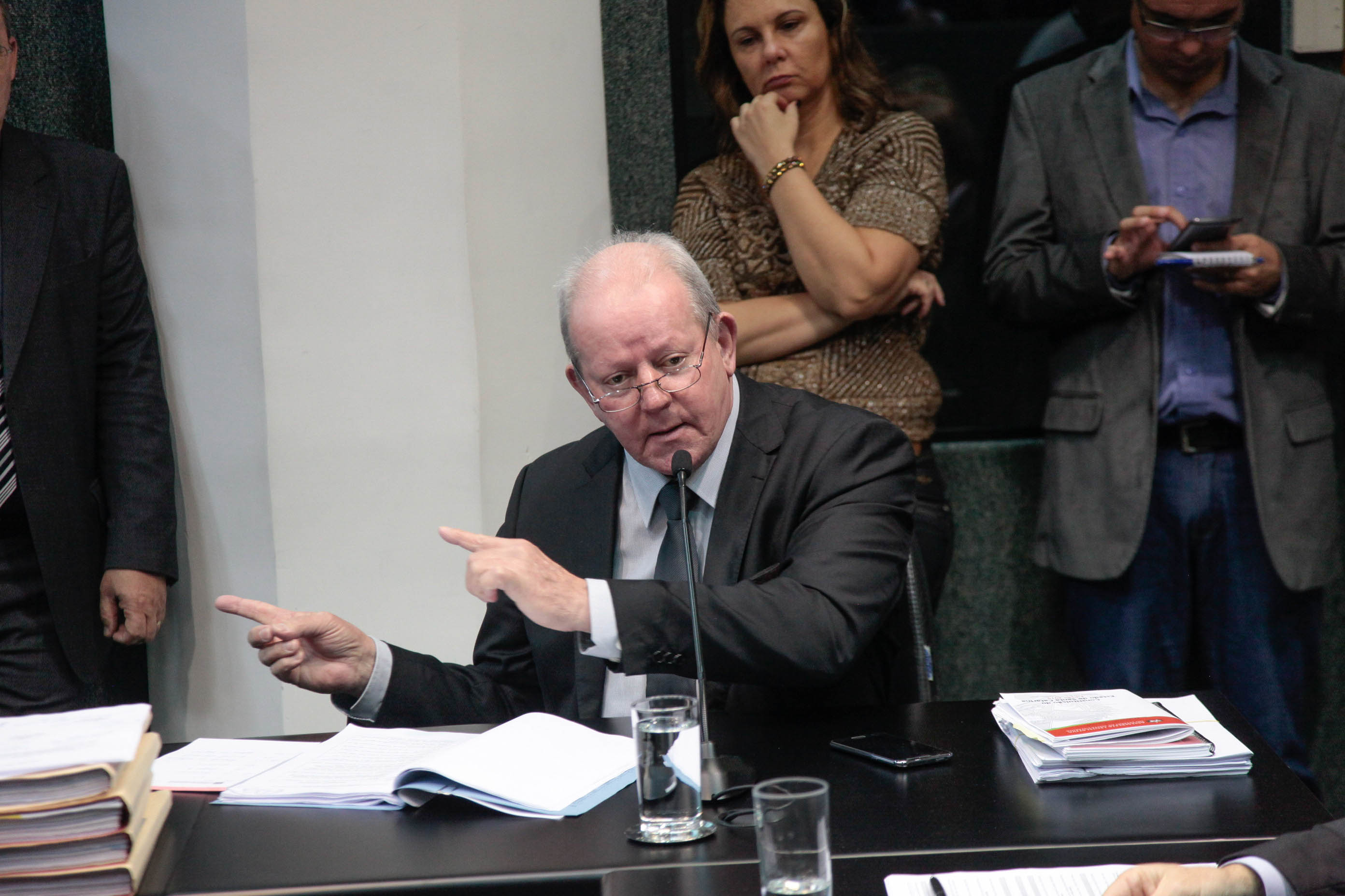 Deputado Marcos Vieira (PSDB) em Comissão de Constituição e Justiça