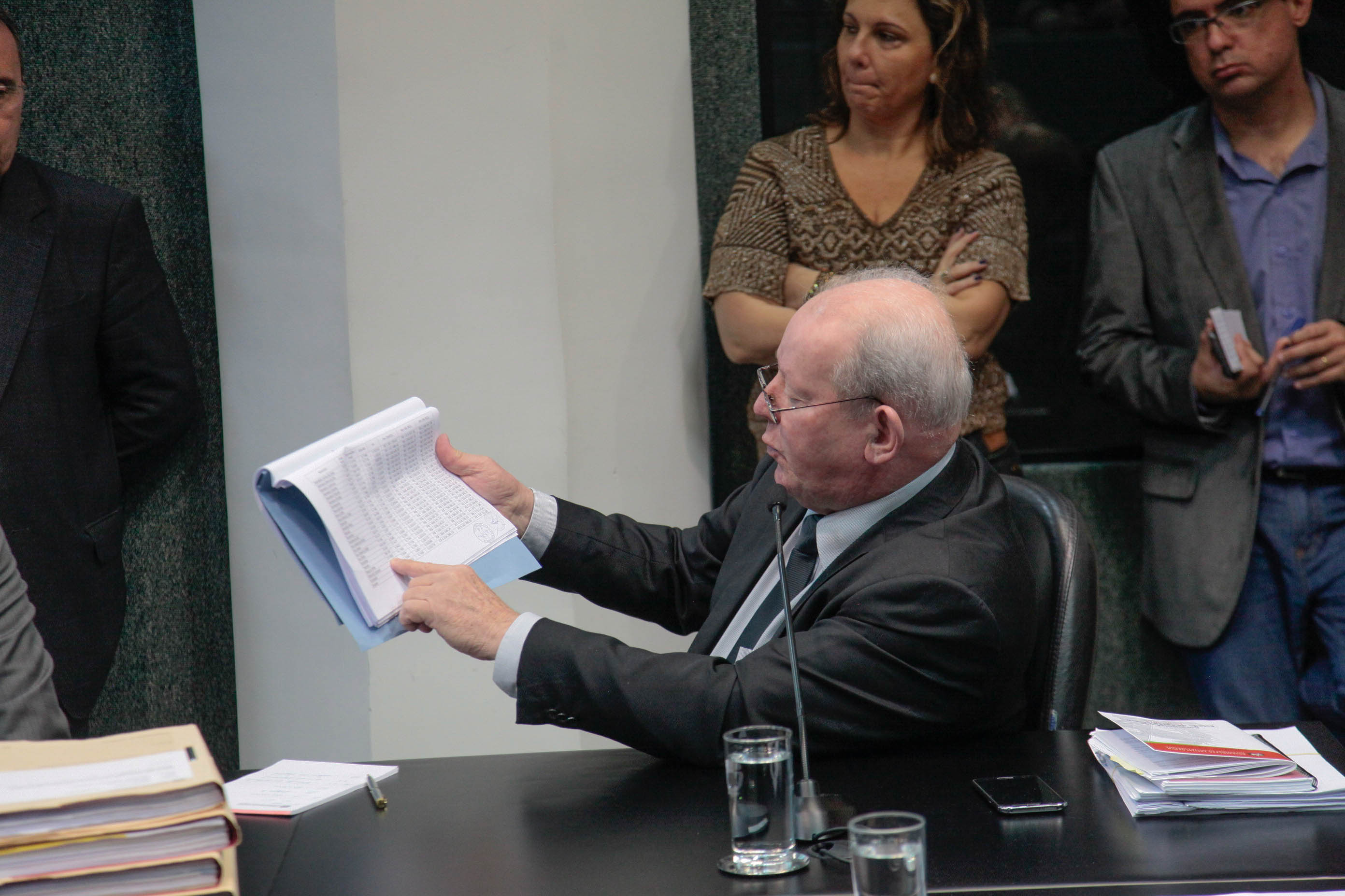 Deputado Marcos Vieira (PSDB) em Comissão de Constituição e Justiça
