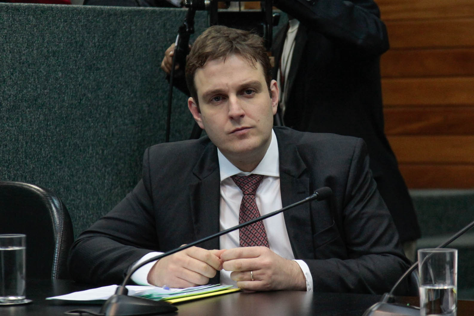 Deputado Ricardo Guidi (PSD) em Comissão de Constituição e Justiça
