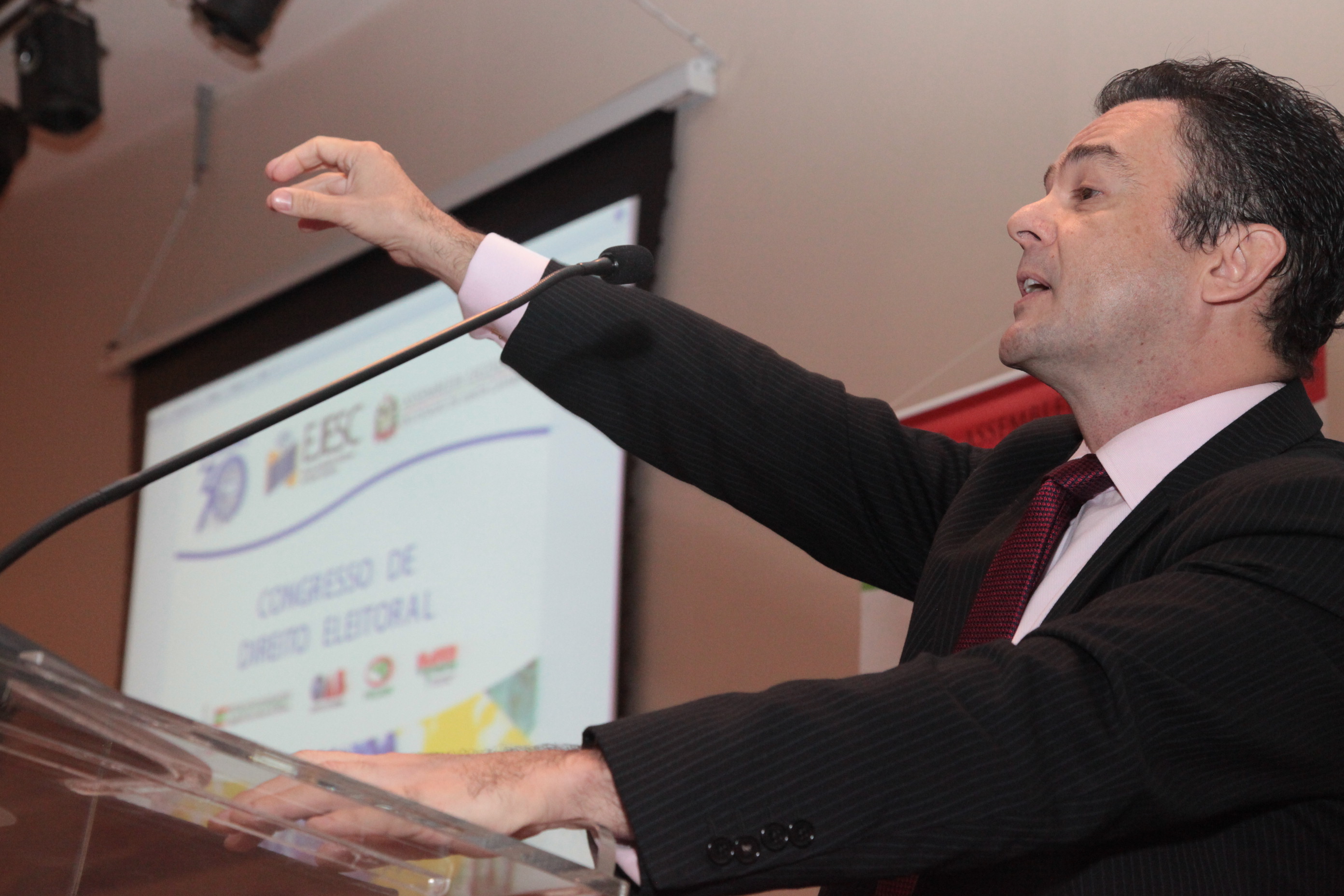 Walber Agra. Congresso de Direito Eleitoral.
