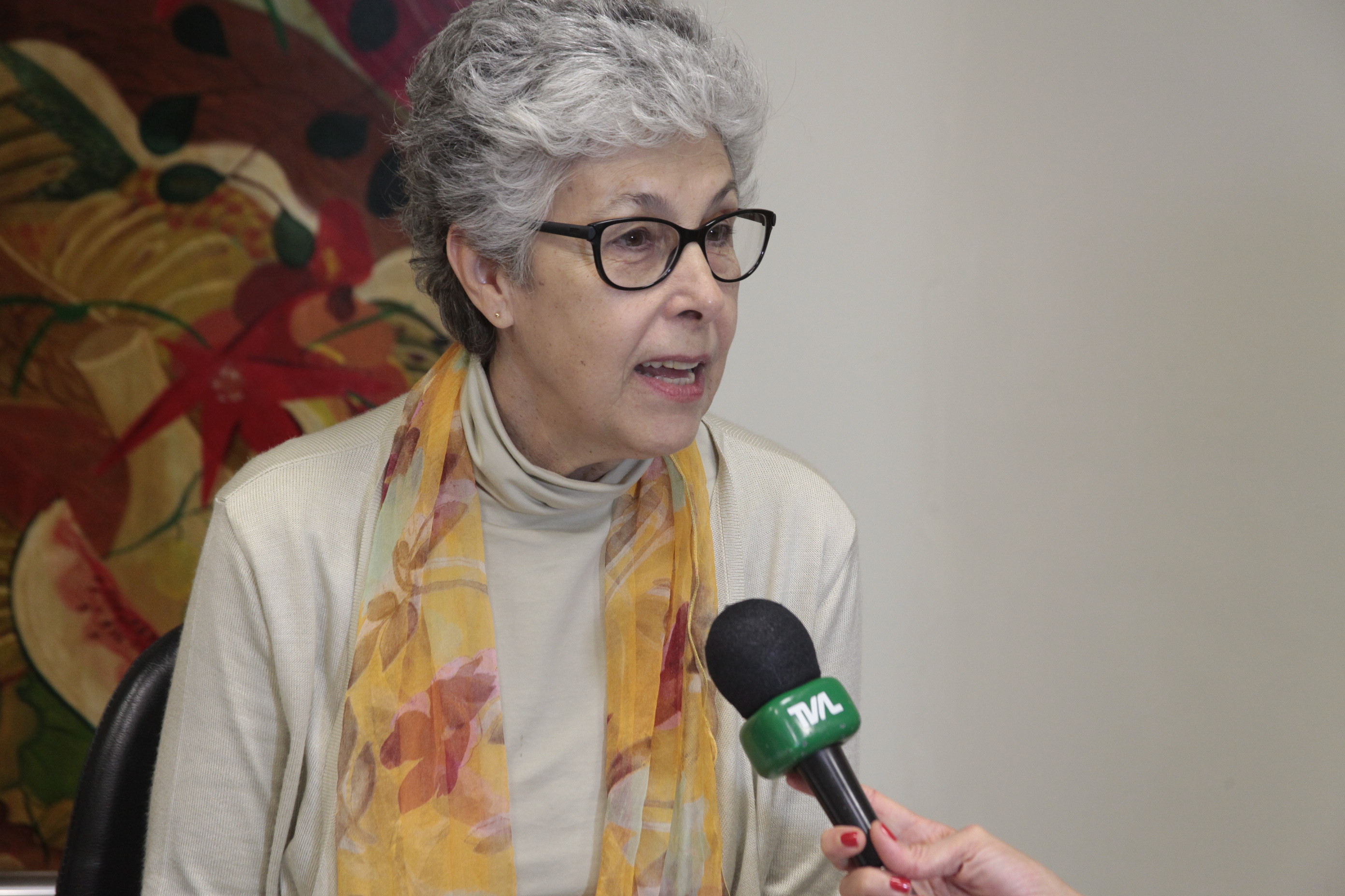Livro Viver o Amor aos Cães. Ana Regina Nogueira.