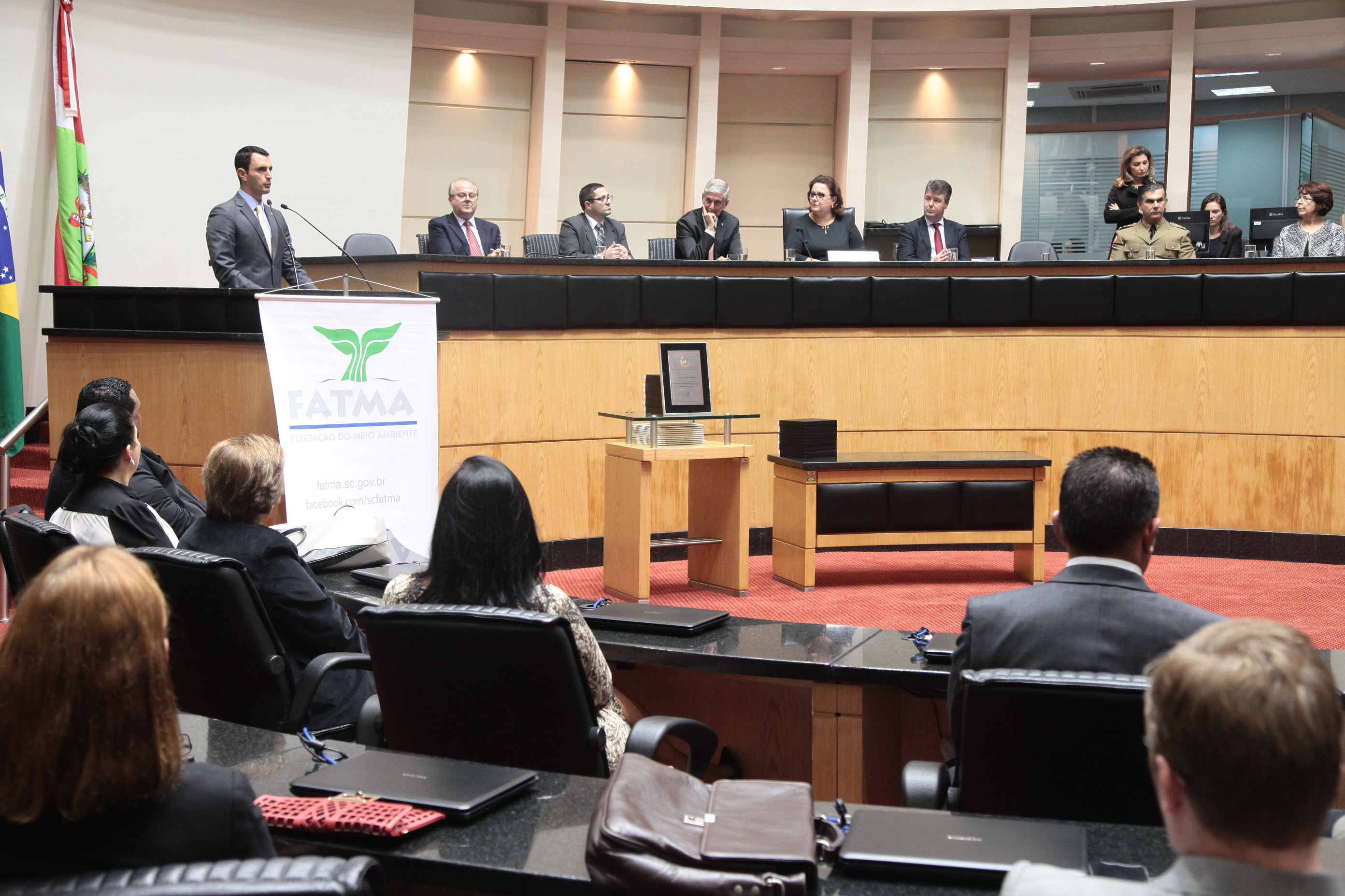 Sessão Especial em homenagem à Fundação do Meio Ambiente - FATMA pela passagem das suas quatro décadas de atividade e lançamento do livro FATMA 40 anos - Patrimônio dos Catarinenses.