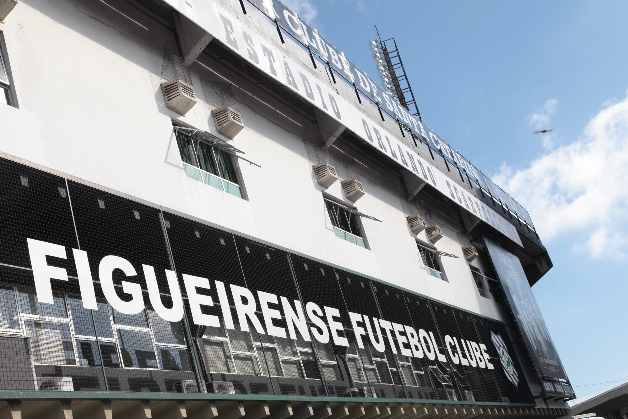 No Figueirense, acompanhamento educacional inicia junto com a formalização da vinculação à equipe