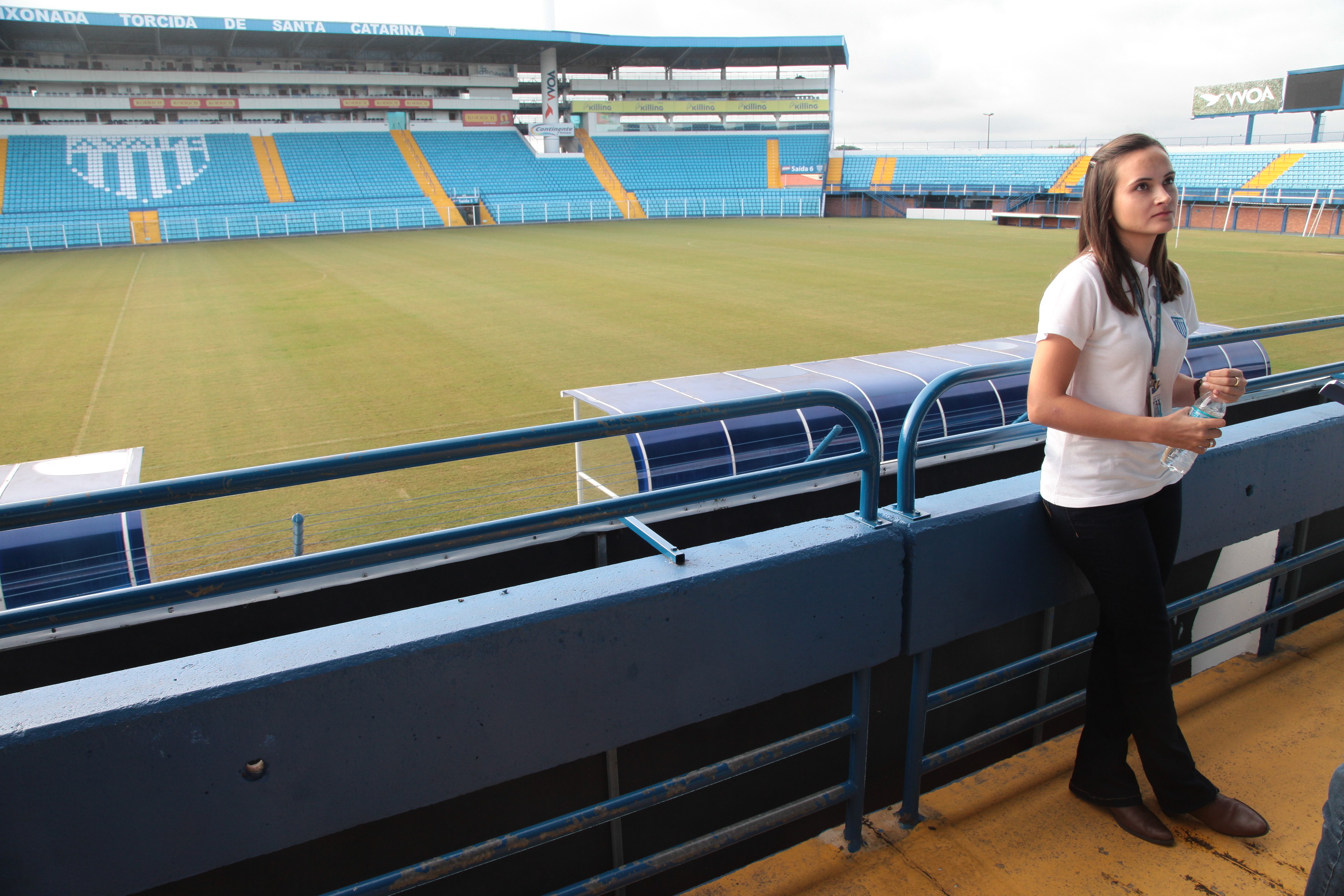 Fernanda Schweitzer. Projeto de Lei visa responsabilizar clubes de futebol pela frequência escolar dos atletas.