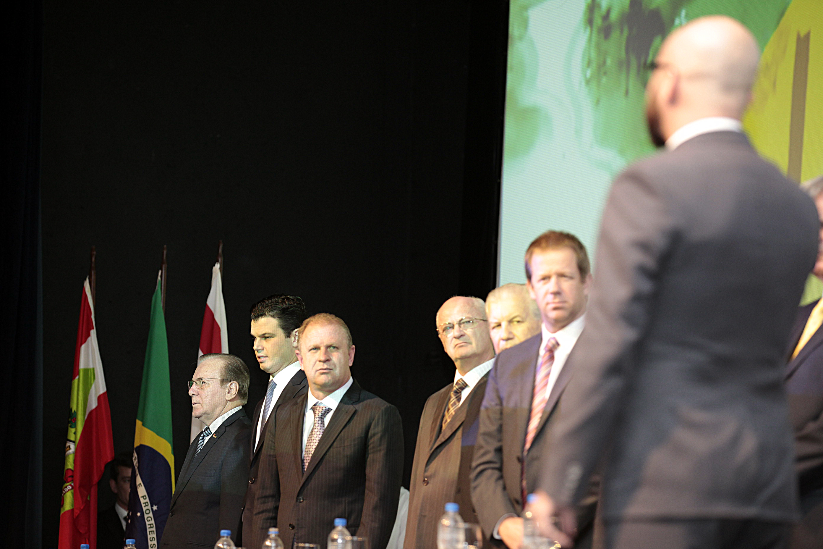 Congresso Catarinense de Rádio e Televisão.