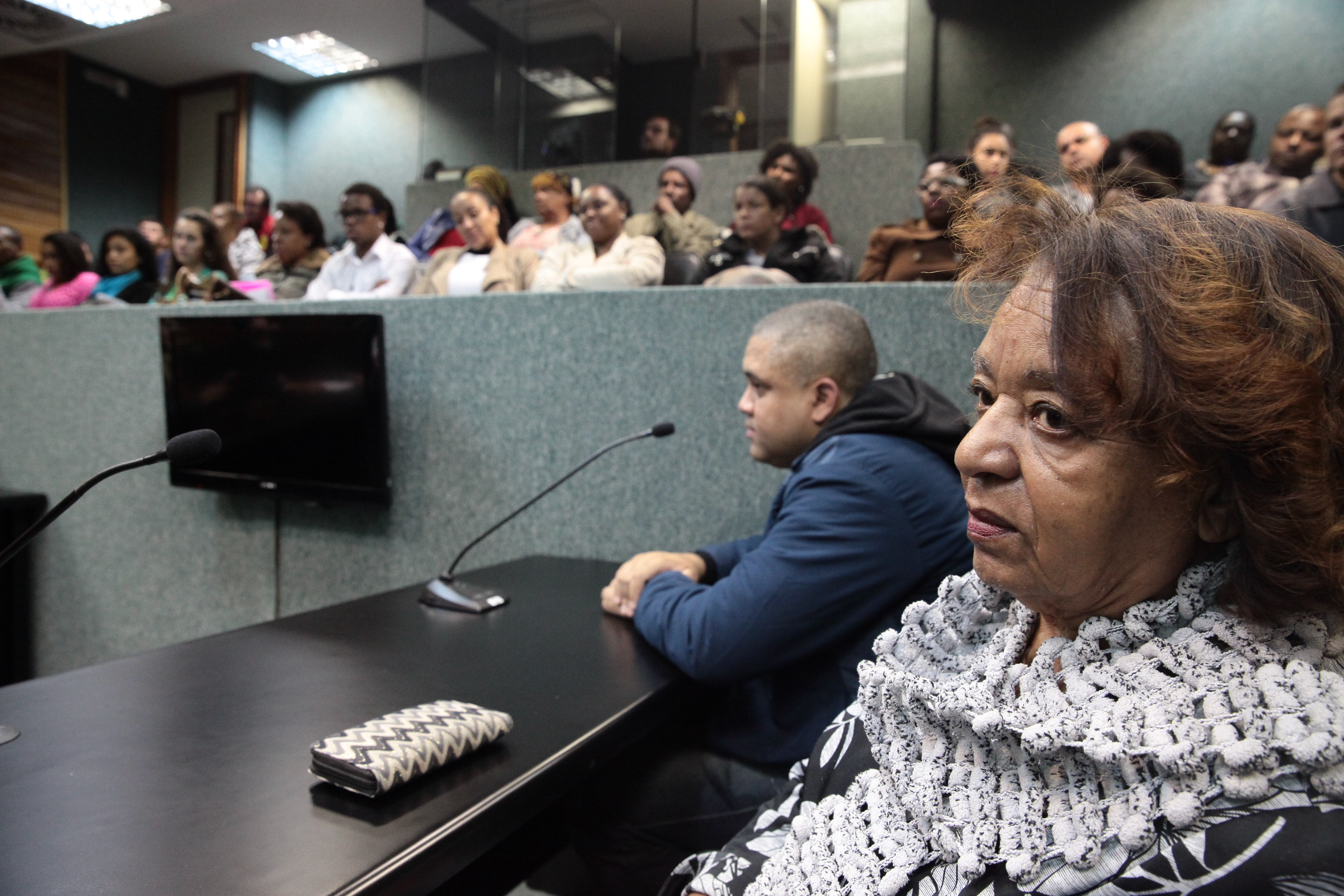 Reunião do Programa Antonita de Barros com os pais dos estagiários.