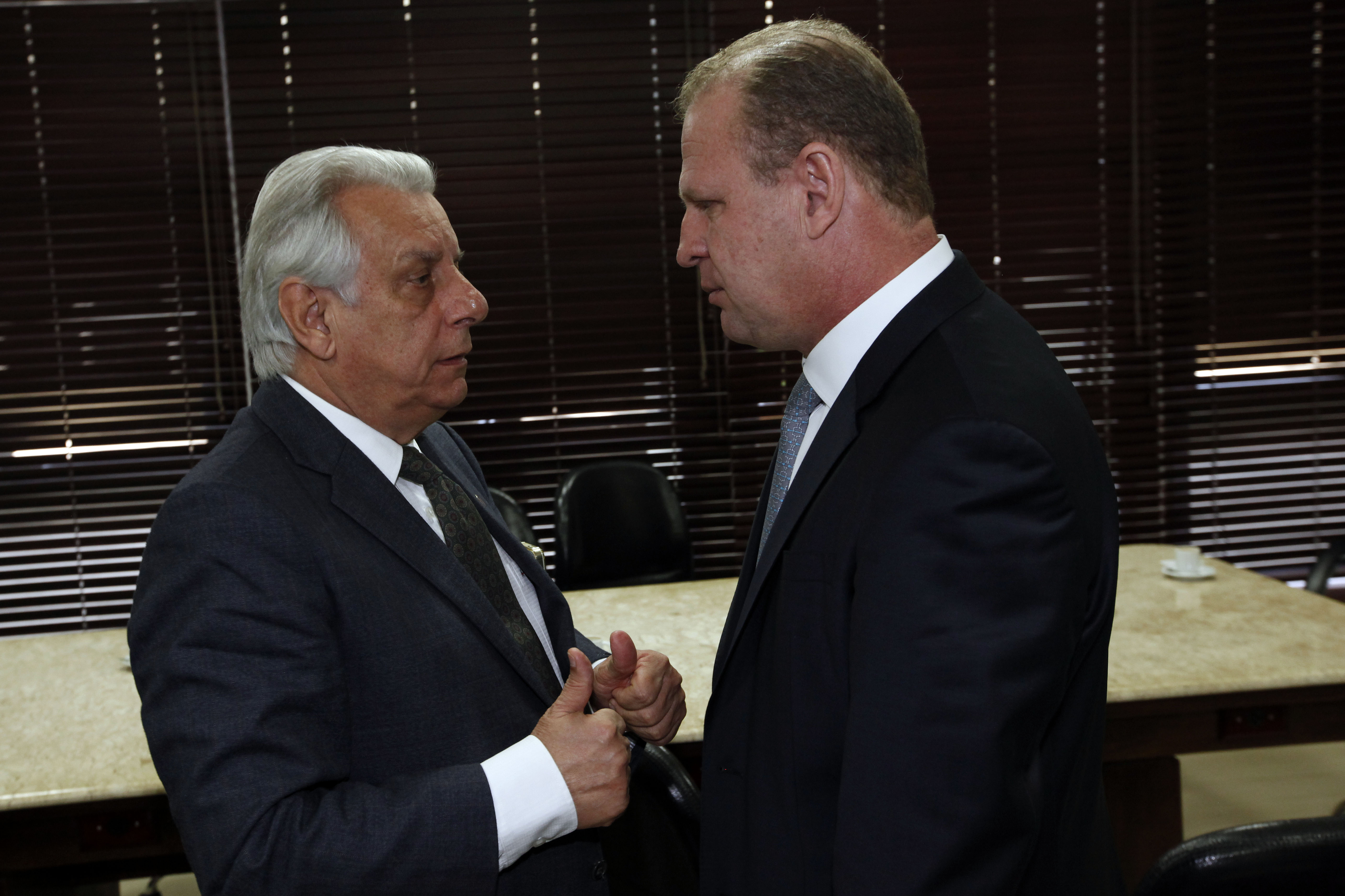 Presidente da Assembleia Legislativa Gelson Merisio esteve reunido nesta manhã com diretores dos hospitais filantrópicos de Santa Catarina para discutir sobre a crise das instituições de saúde.