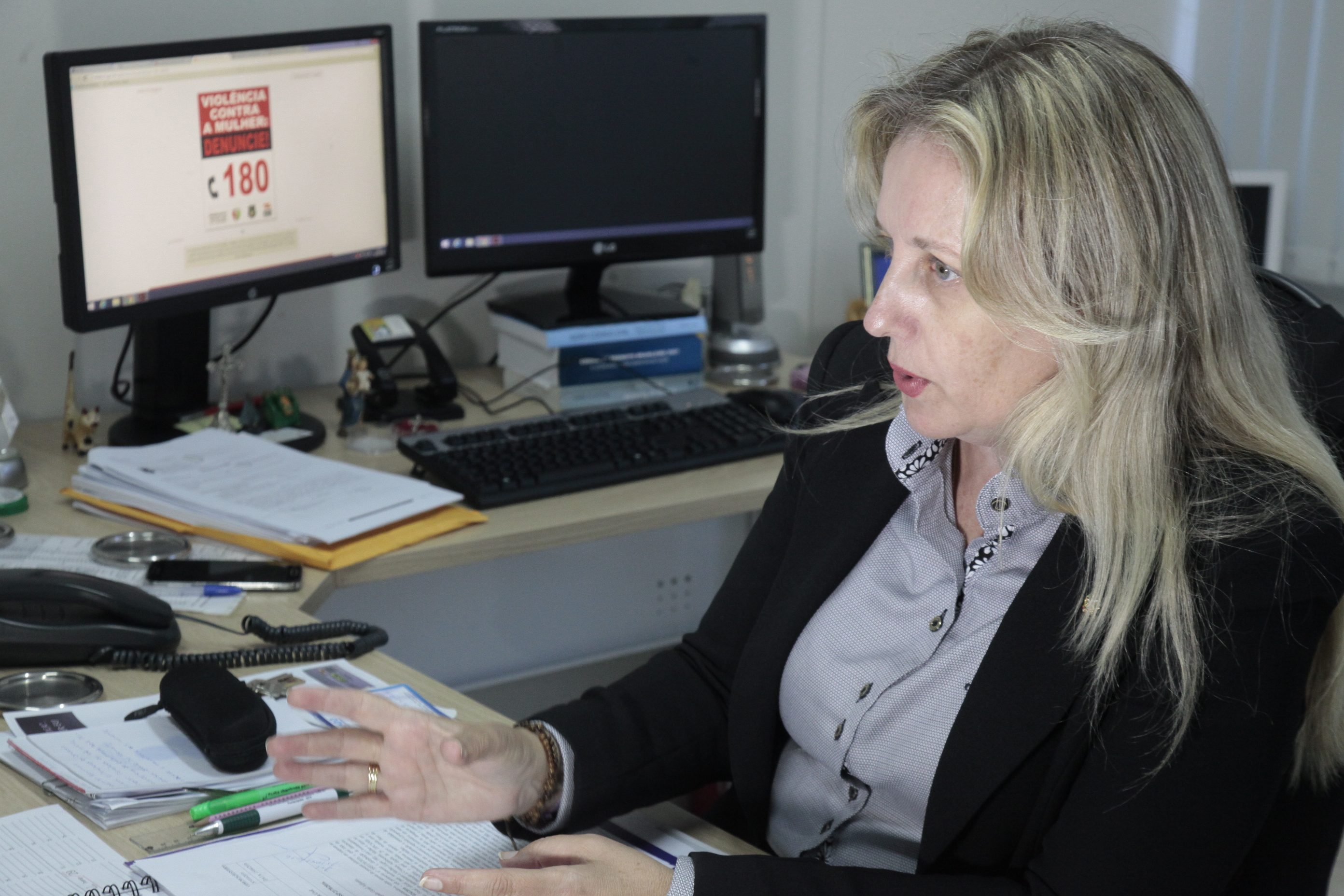 Entrevista com a Delegada Patrícia Maria Zimmermann sobre o Decreto Disque 180.