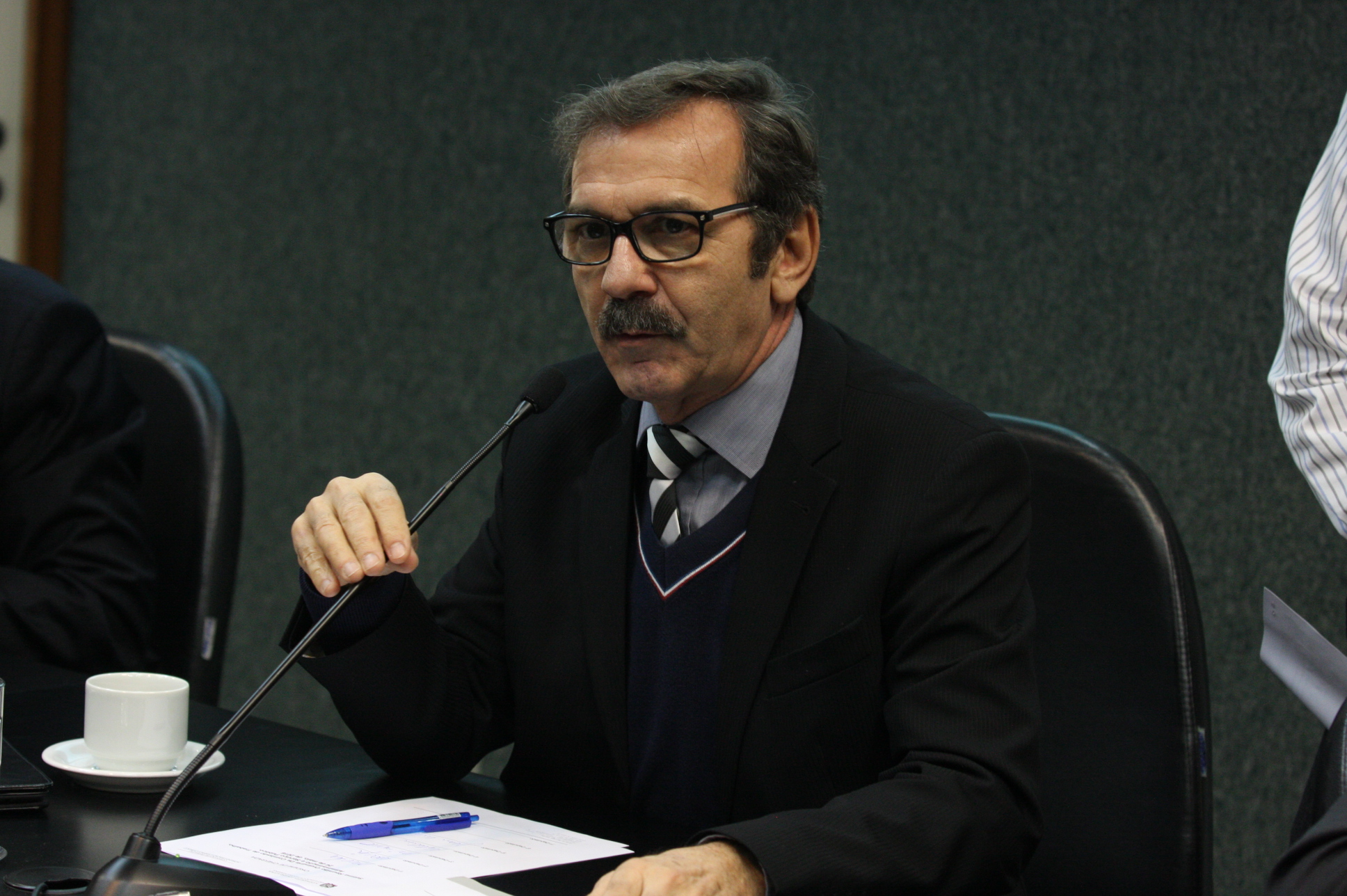 Comissão Simultânea Finanças e Trabalho
