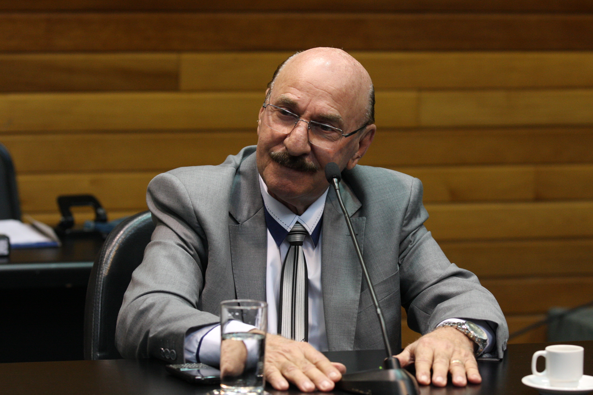Comissão Simultânea Finanças e Trabalho