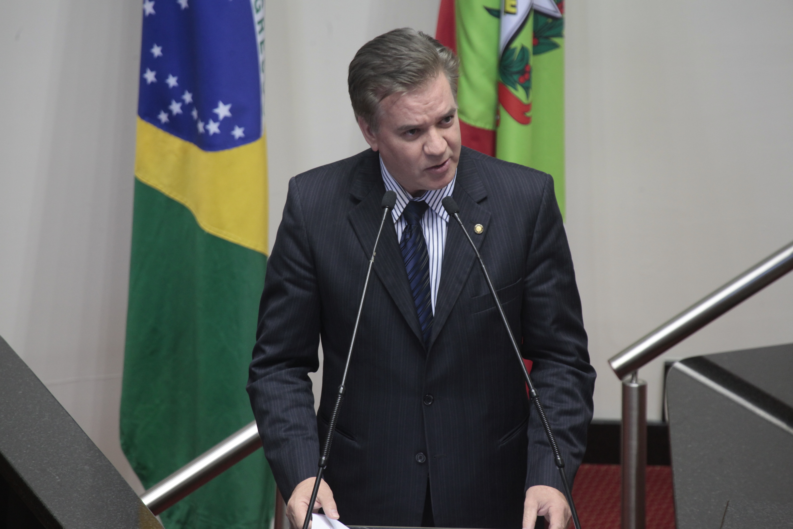 Sessão Ordinária. Deputado César Valduga (PCdoB).  Foto: Miriam Zomer/ Agência AL