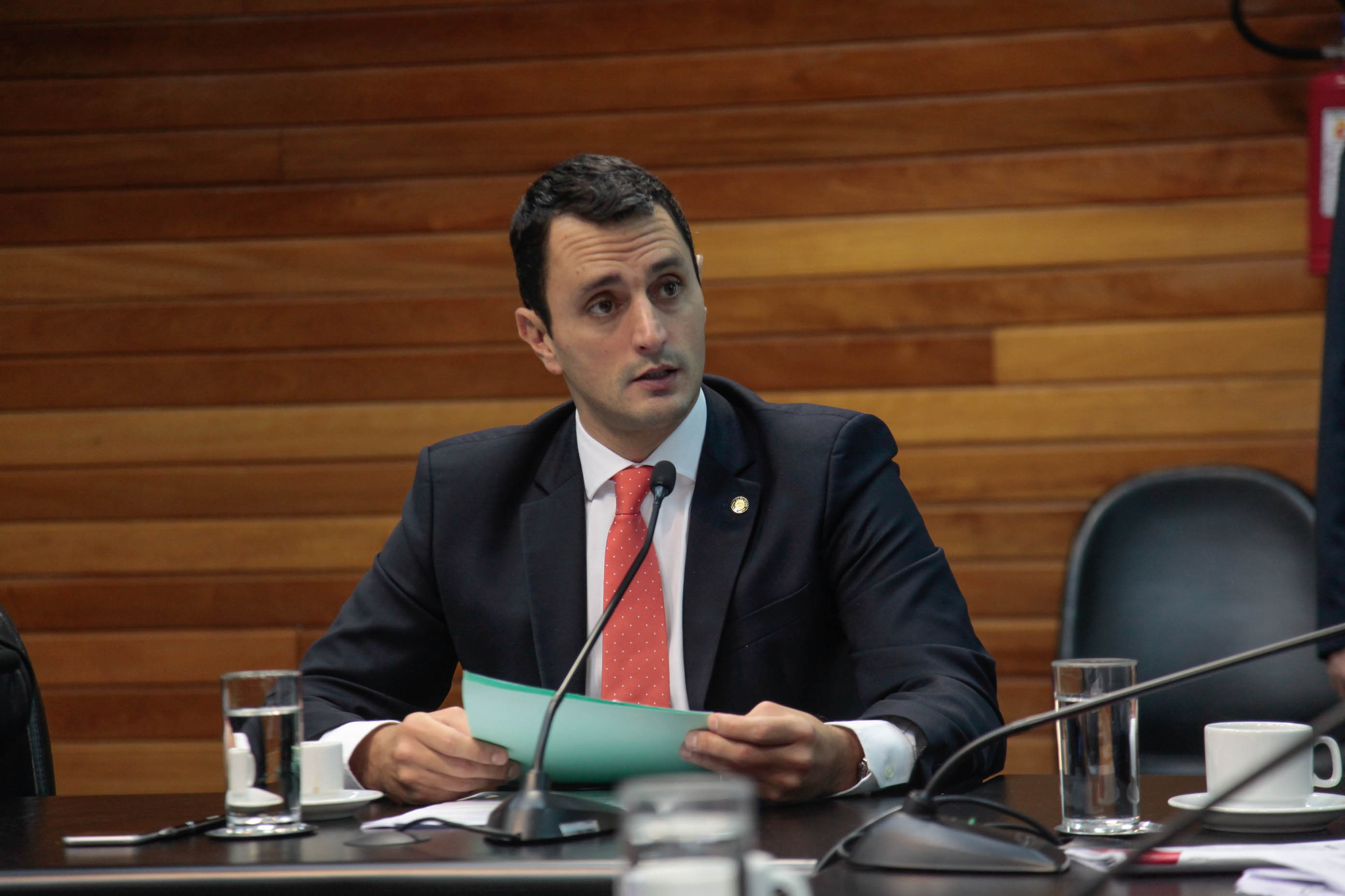 Deputado João Amin (PP) em Comissão de Constituição e Justiça