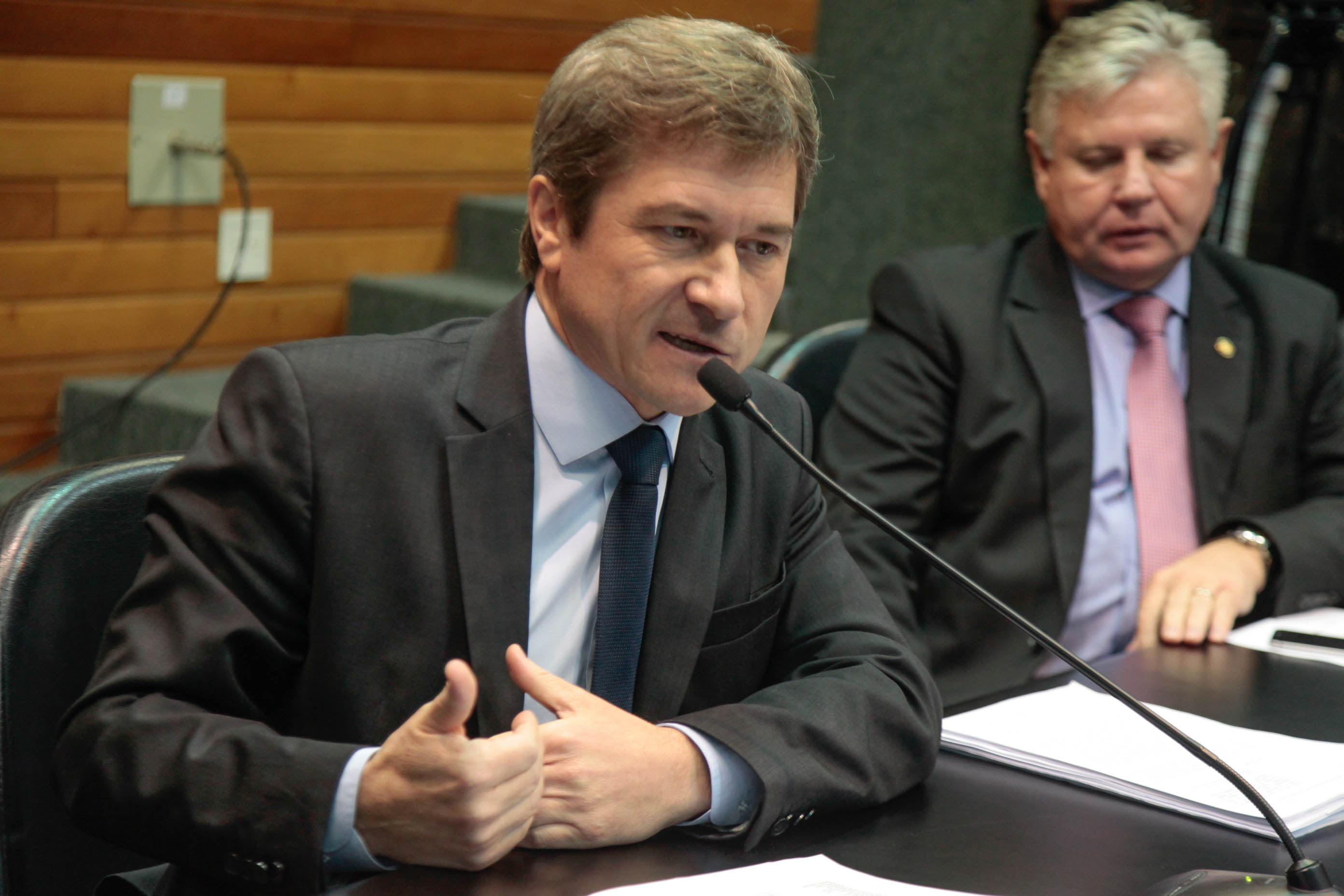 Deputado José Nei Ascari (PSD) em Comissão de Constituição e Justiça