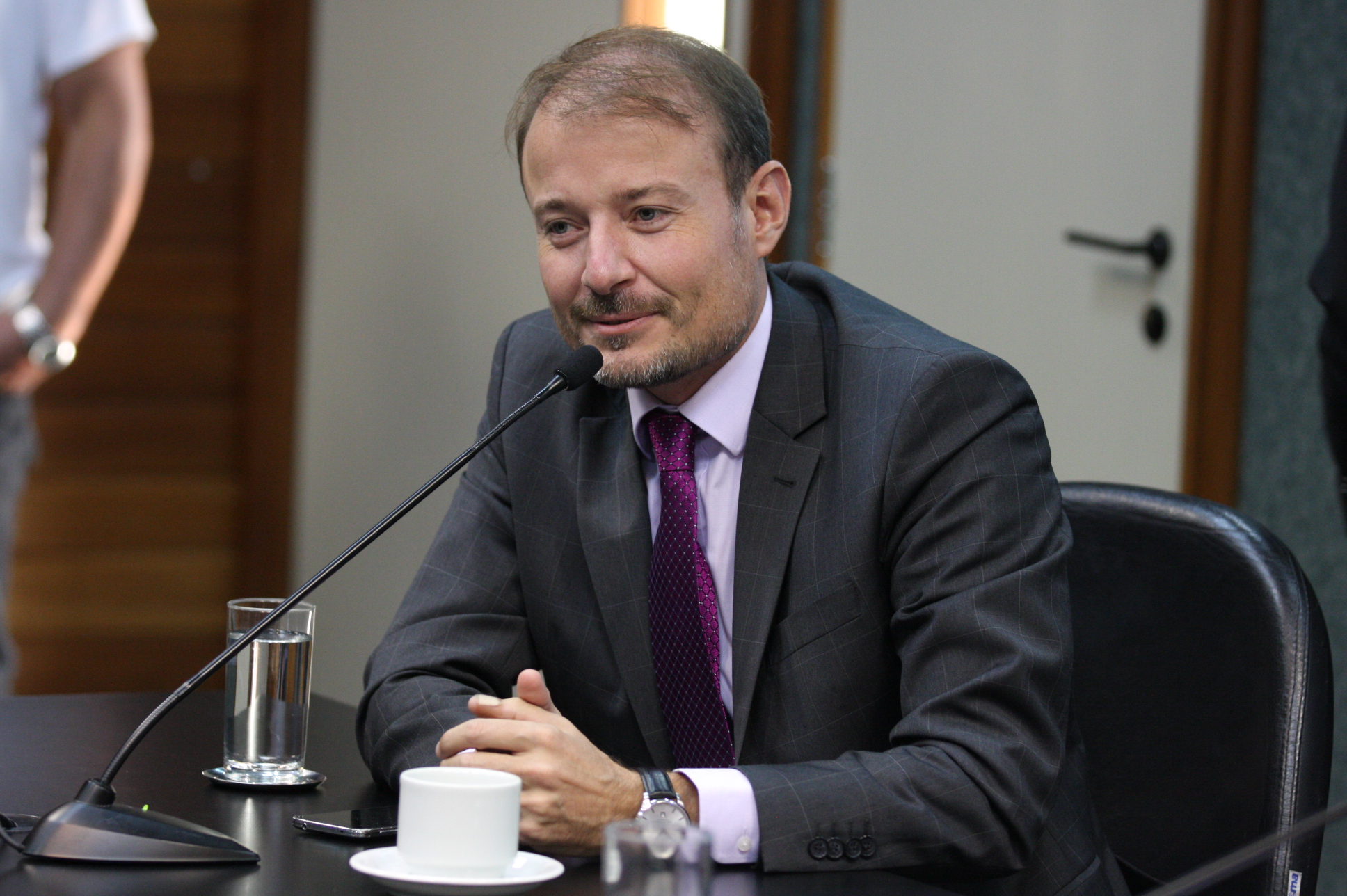 Comissão de Finanças e Tributação. Deputado Gabriel Ribeiro (PSD). Foto: Yuri Santos / Agência AL