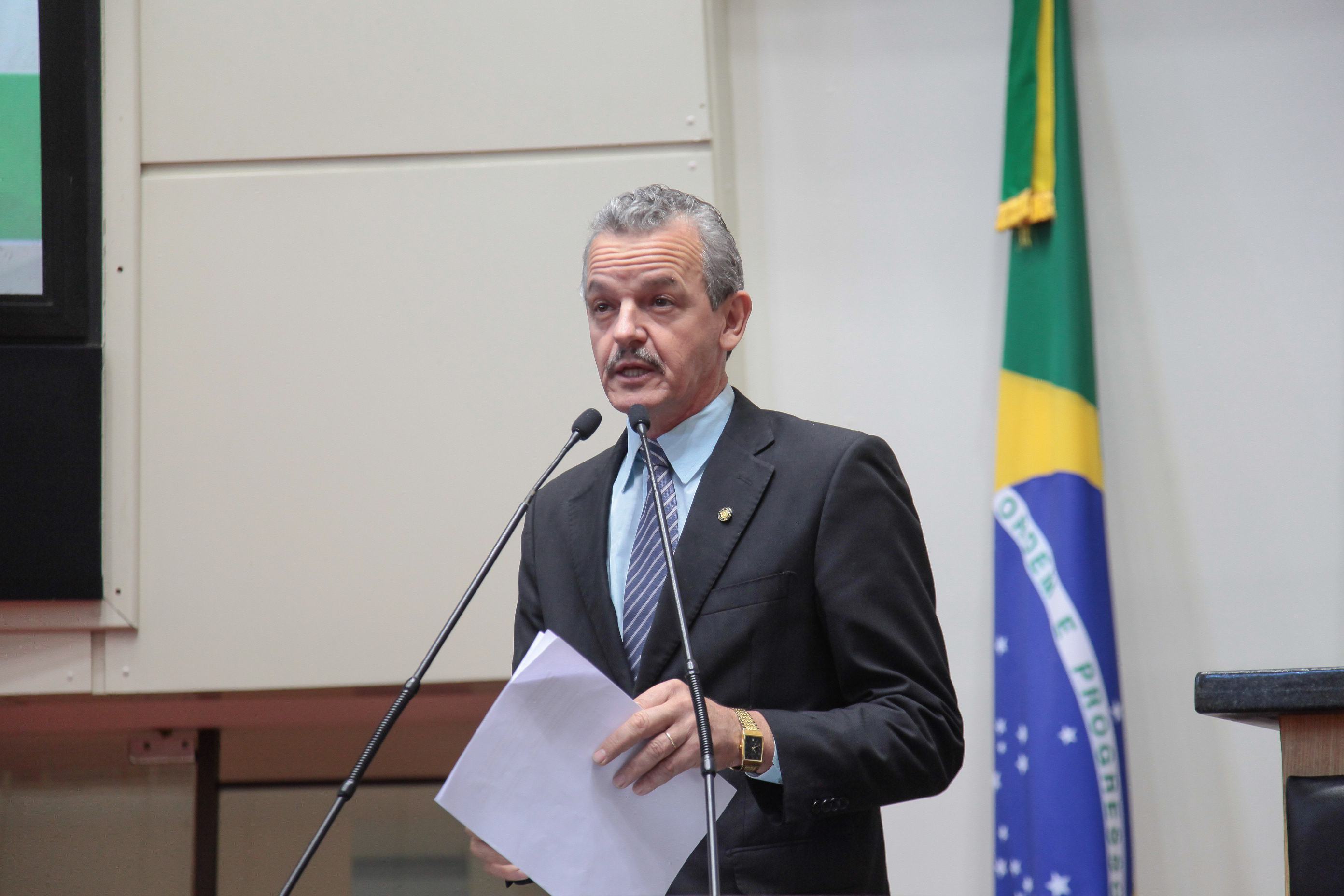 Deputado Dirceu Dresch (PT) em Sessão Ordinária