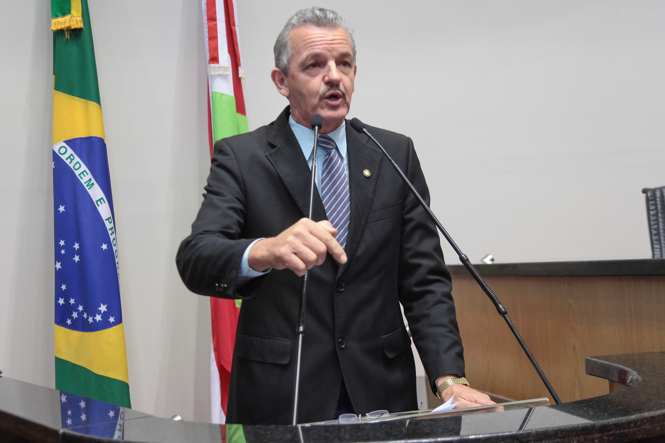 Deputado Dirceu Dresch (PT) em Sessão Ordinária