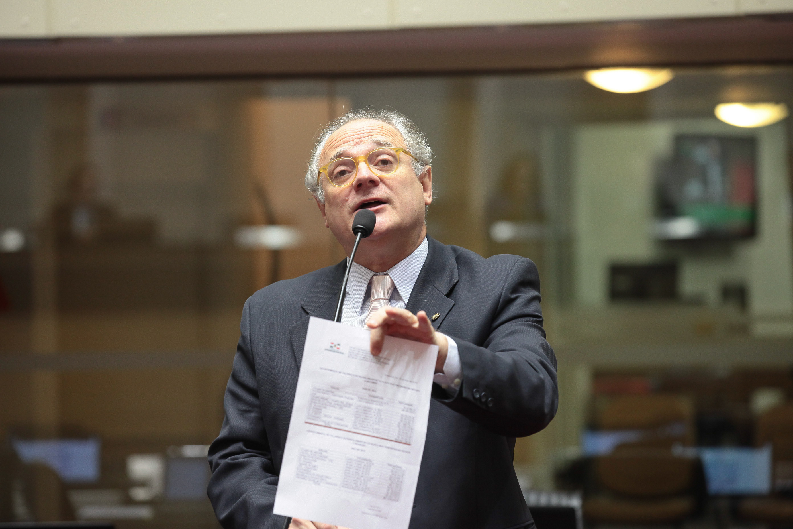 Deputado Vicente Caropreso (PSDB) em Sessão Ordinária