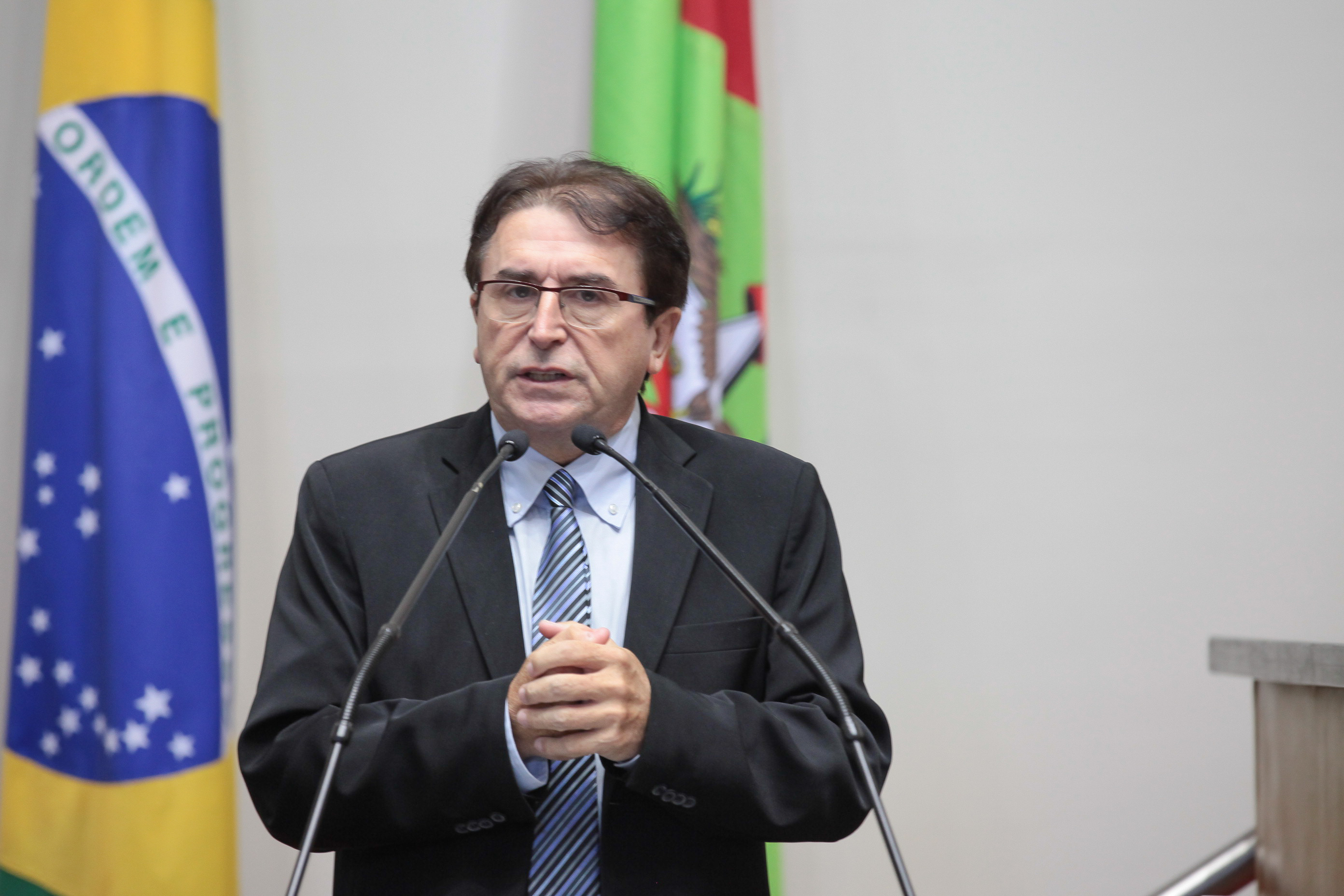 Deputado Antonio Aguiar (PMDB) 	em Sessão Ordinária