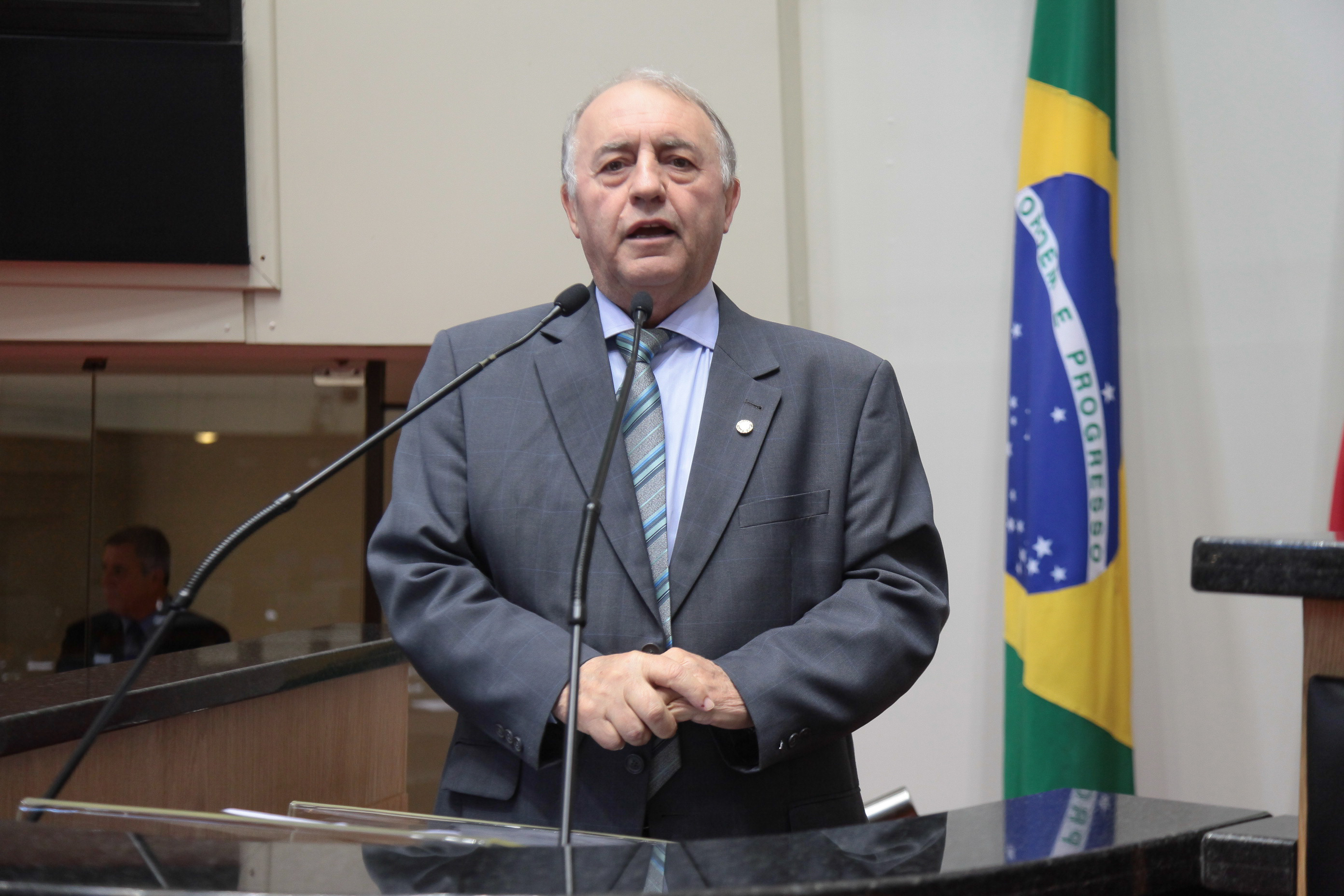 Deputado Natalino Lazare (PR) em Sessão Ordinária