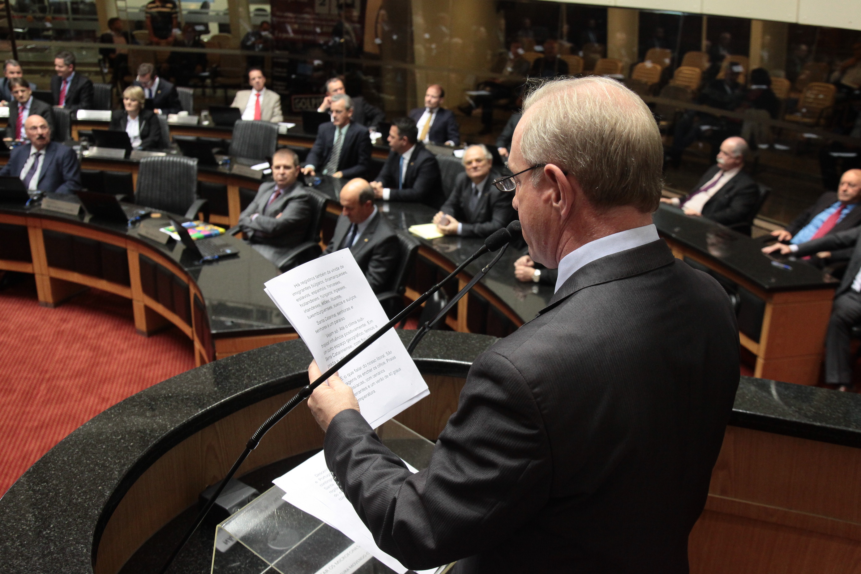 Comitiva da União Europeia visita Parlamento catarinense. Foto: Eduardo Guedes de Oliveira