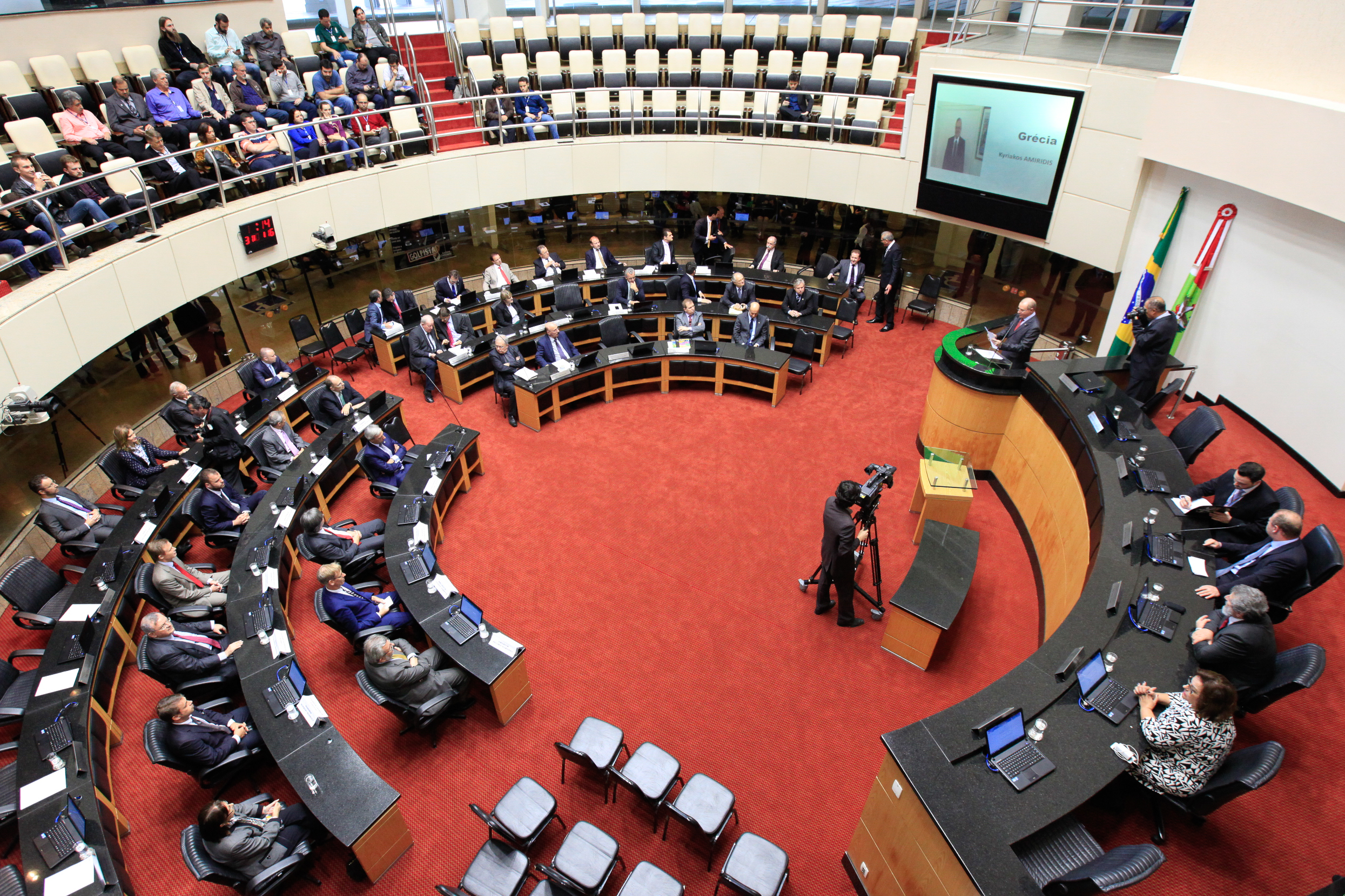 Comitiva da União Europeia visita Parlamento catarinense.