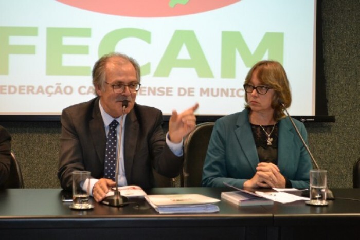 Prefeitos apresentam pauta municipalista ao Fórum Parlamentar Catarinense