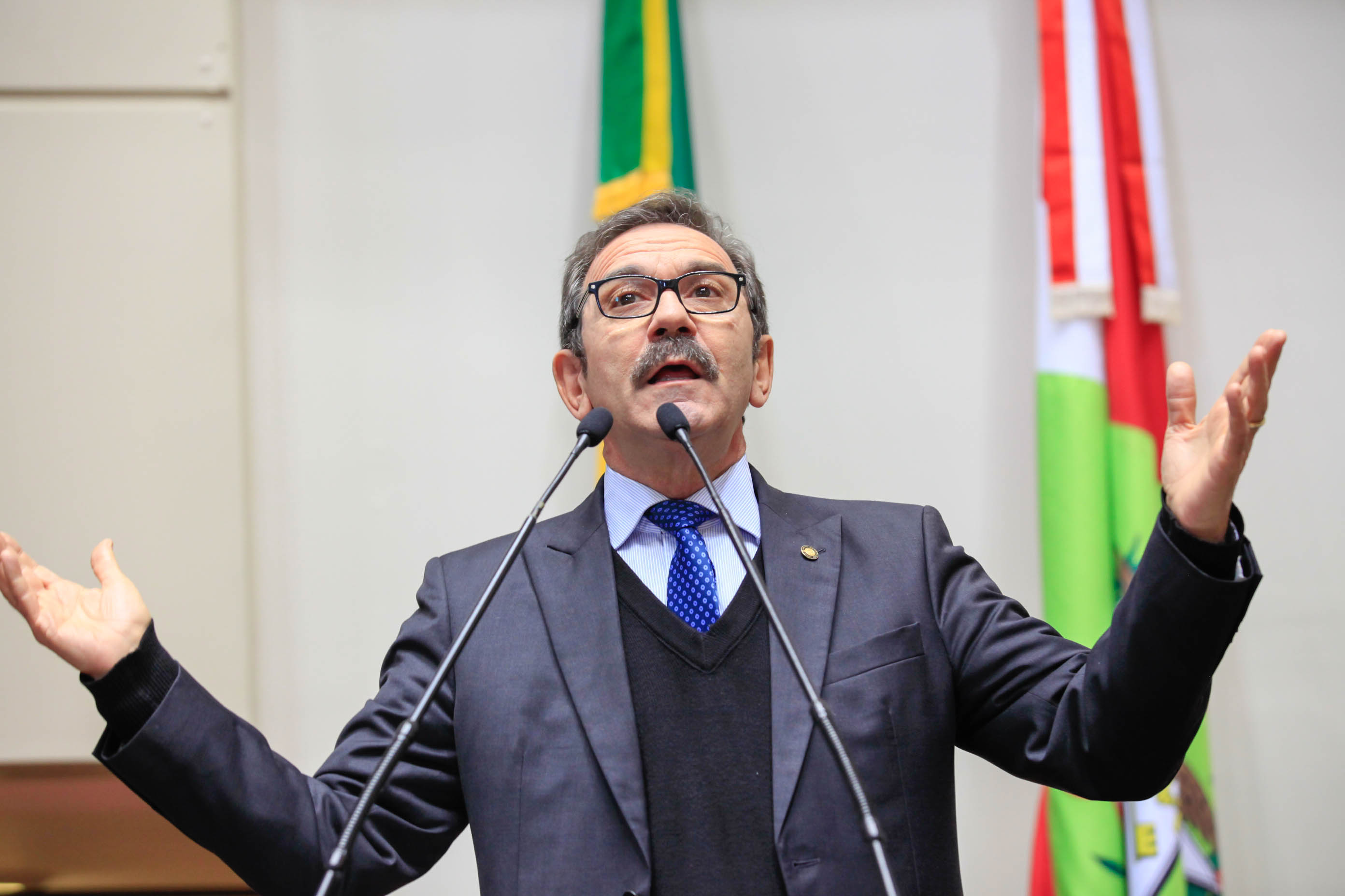 Deputado Serafim Venzon (PSDB) em Sessão Ordinária