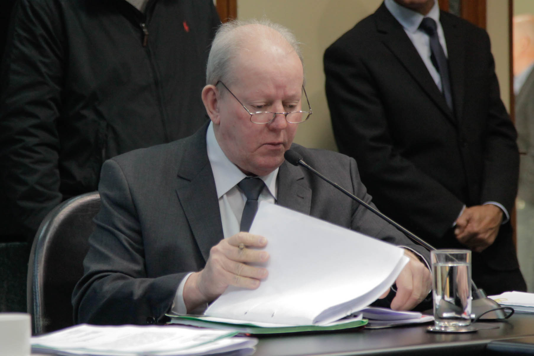 Deputado Marcos Vieira (PSDB) em Reunião da Comissão de Constituição e Justiça.