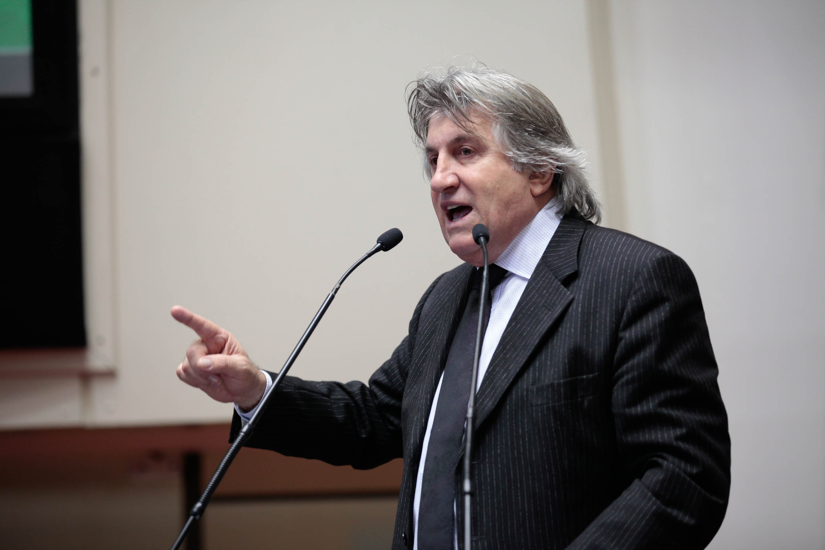 Deputado Leonel Pavan (PSDB) em Sessão Plenária