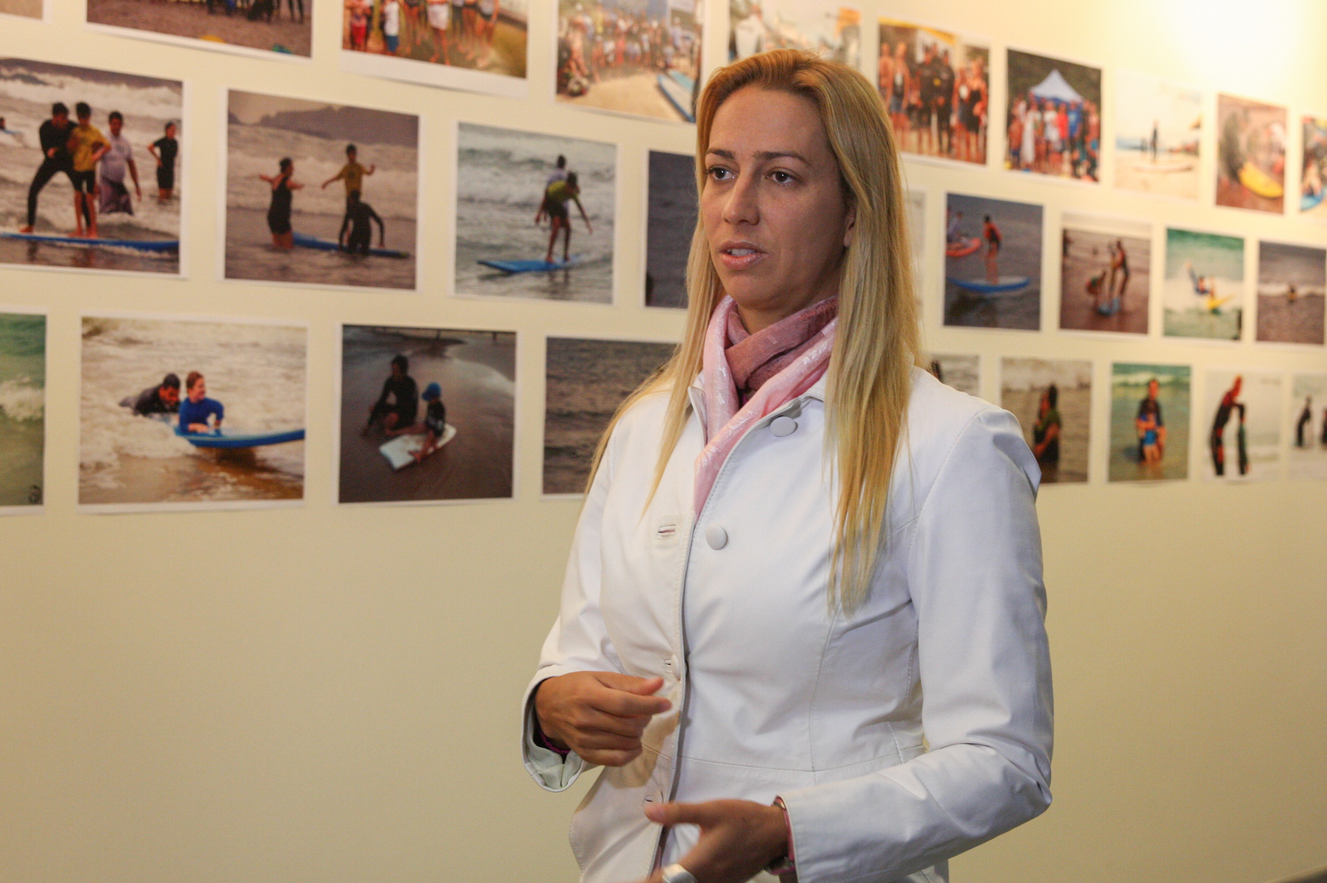 Surf Azul - Comissão de Defesa dos Direitos da Pessoa com Deficiência. Natália Guedes