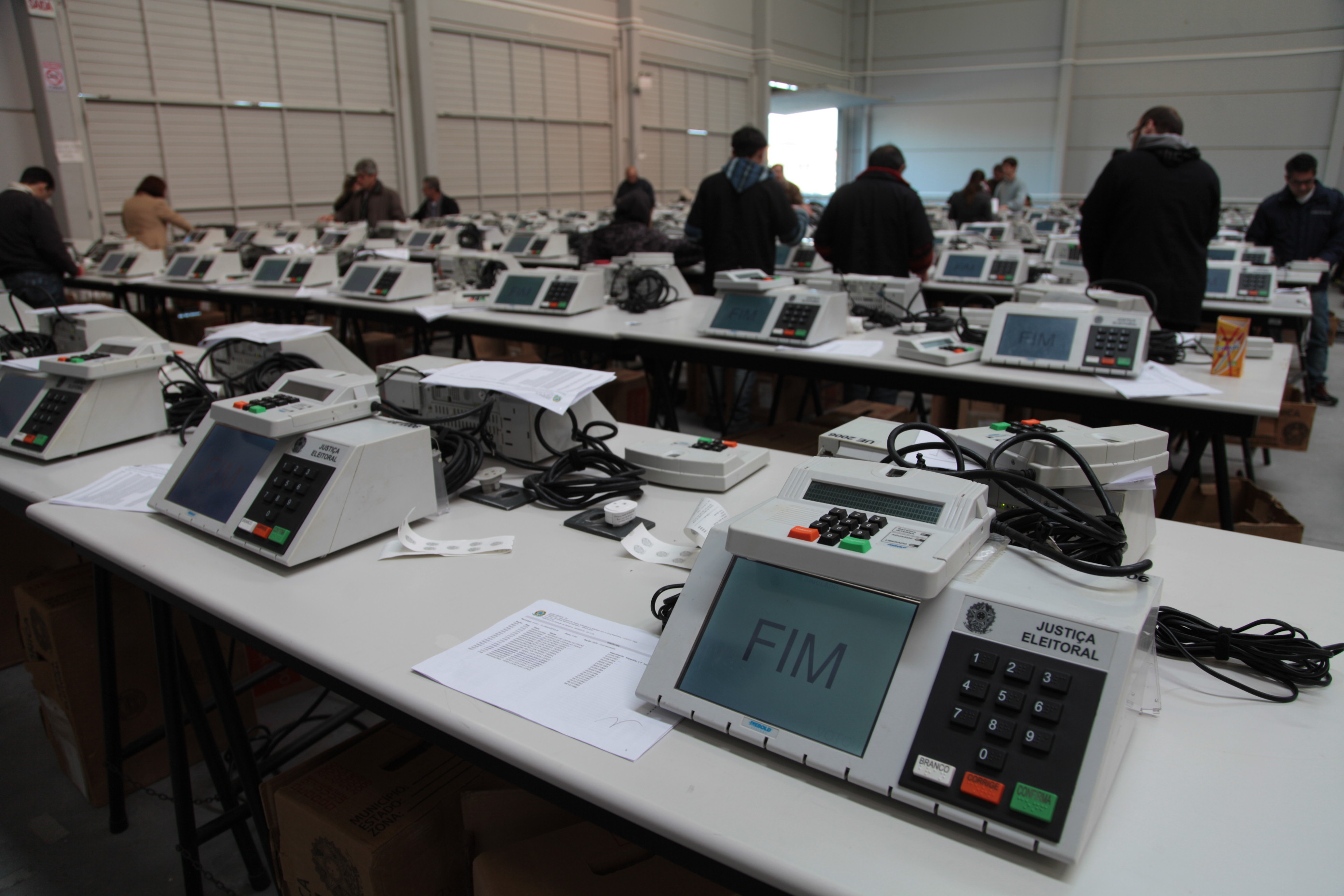 TRE - Testes das Urnas Eletrônicas