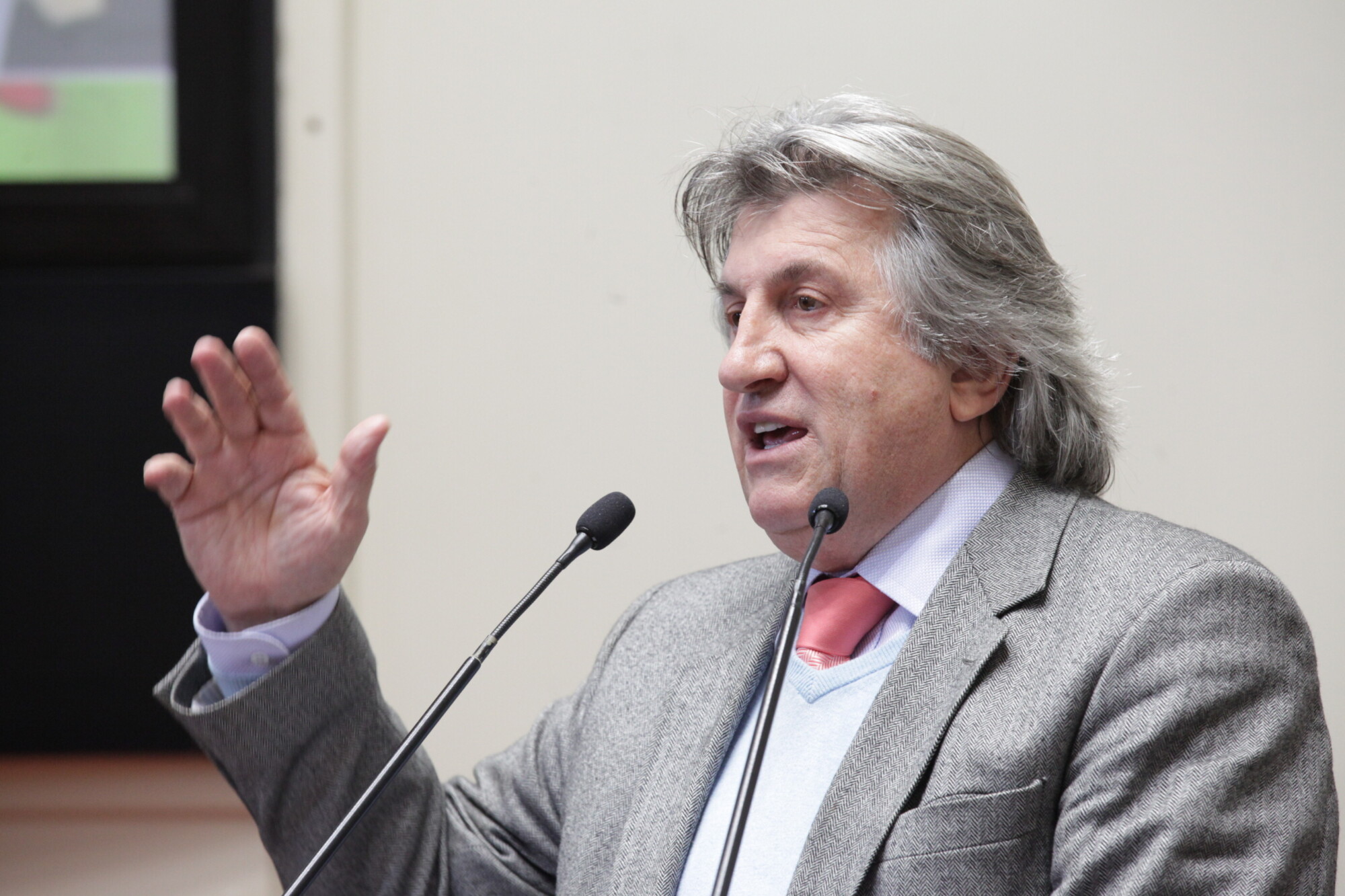 Deputado Leonel Pavan