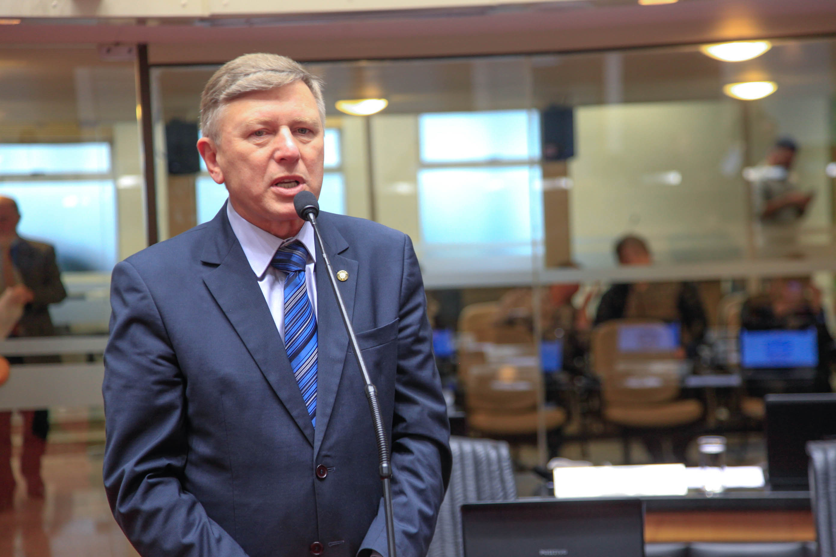 Deputado Milton Hobus (PSD) em Sessão Ordinária