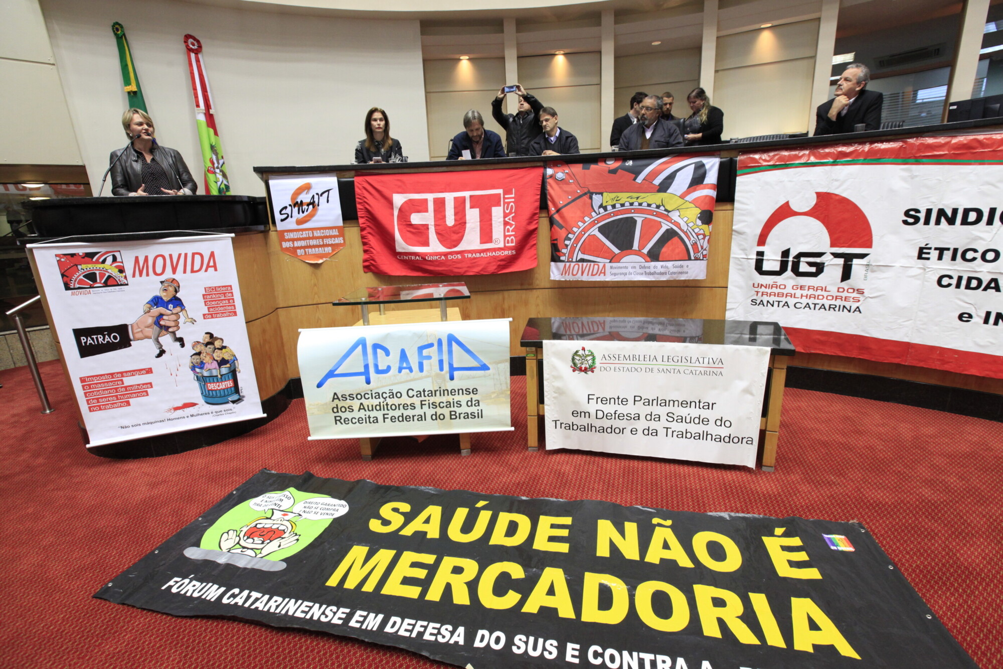 Sindicalistas decidem criar frente ampla para defender trabalhadores