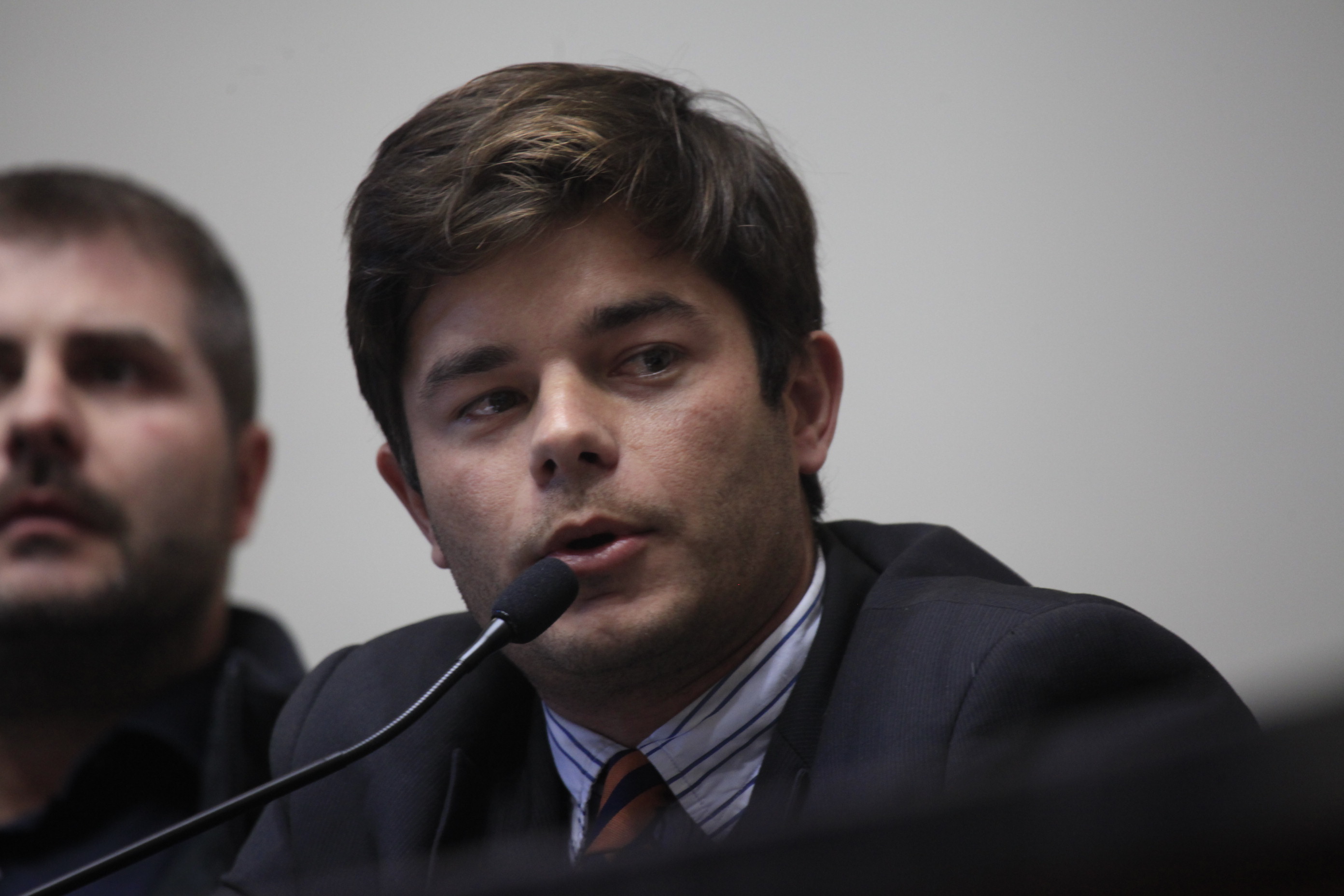 Audiência Publica discute a situação dos Beach Clubs na Praia de Jurerê Internacional.  Vereador Ed Pereira. Foto: Daniella Coriolano/ Agência AL