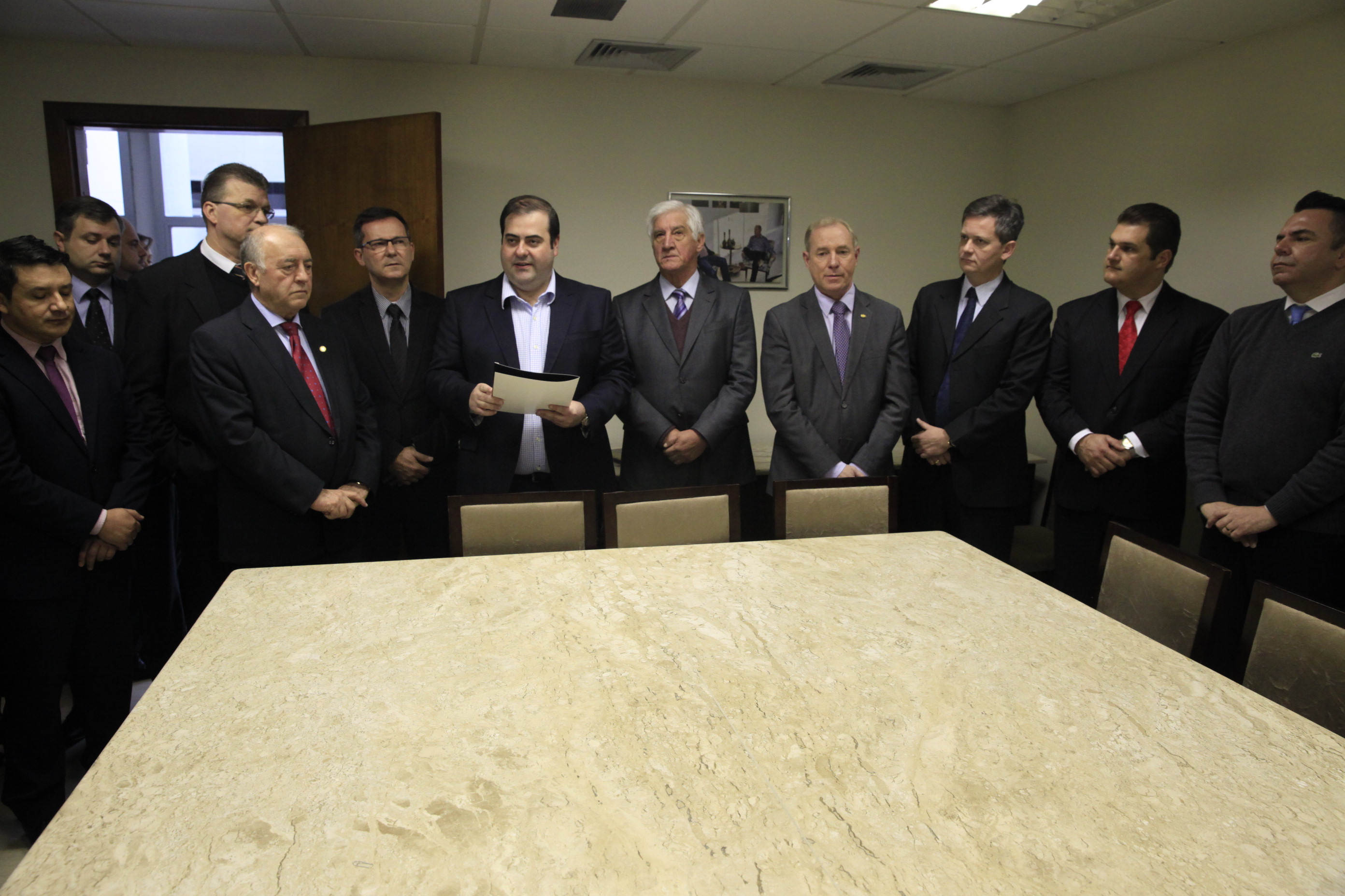 Projeto de Lei que Desburocratiza Abertura de Empresas é Protocolado na Projeto de Lei que Desburocratiza Abertura de Empresas é Protocolado na Alesc.