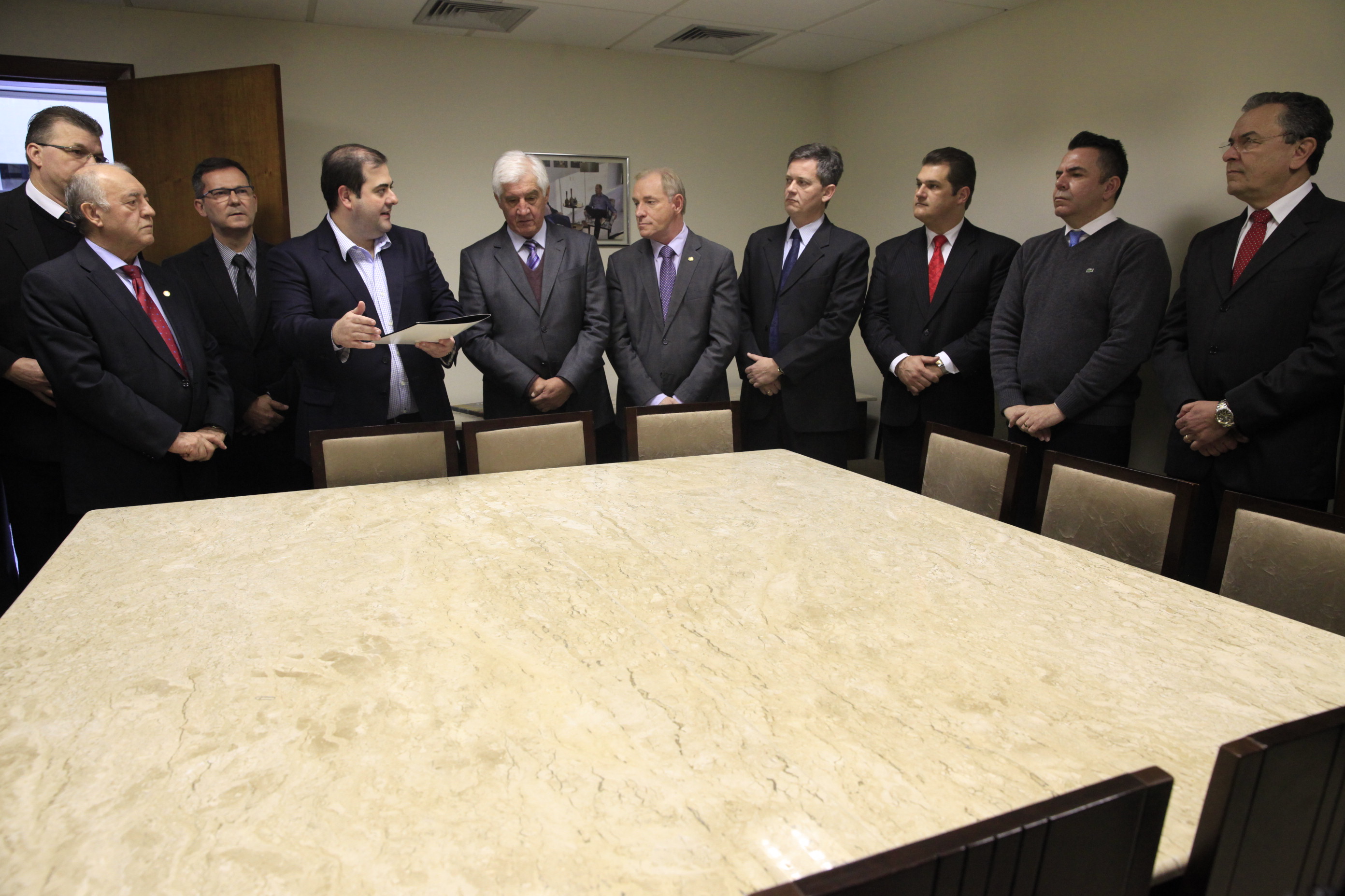 Projeto de Lei que Desburocratiza Abertura de Empresas é Protocolado na Projeto de Lei que Desburocratiza Abertura de Empresas é Protocolado na Alesc.