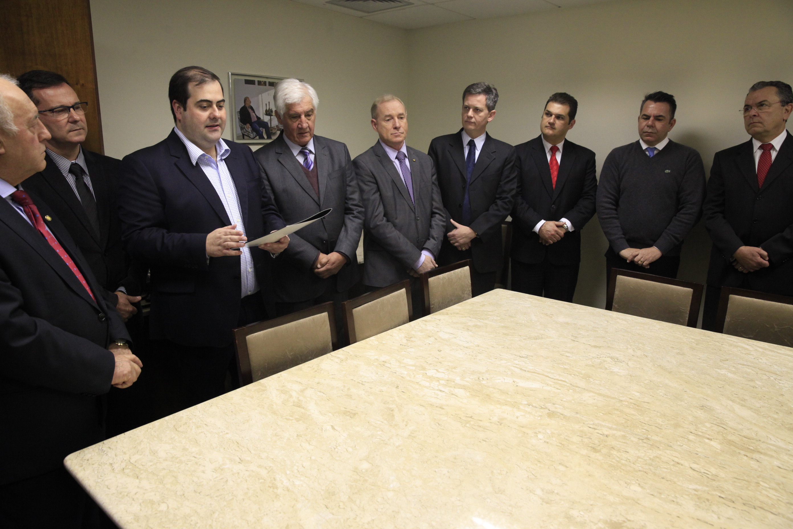 Projeto de Lei que Desburocratiza Abertura de Empresas é Protocolado na Projeto de Lei que Desburocratiza Abertura de Empresas é Protocolado na Alesc.