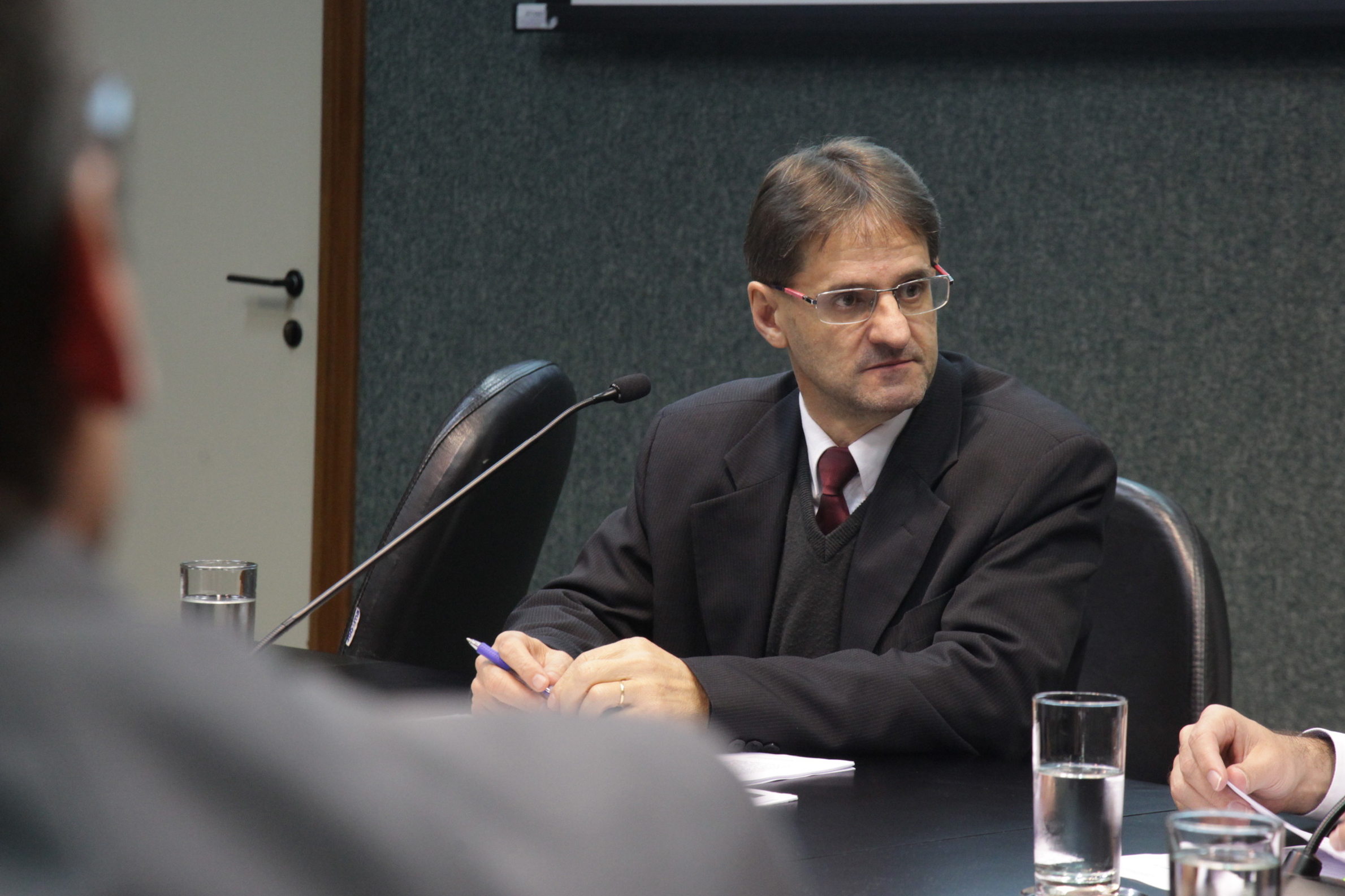 Comissão de Relacionamento Institucional, Comunicação, Relações Internacionais e do Mercosul.