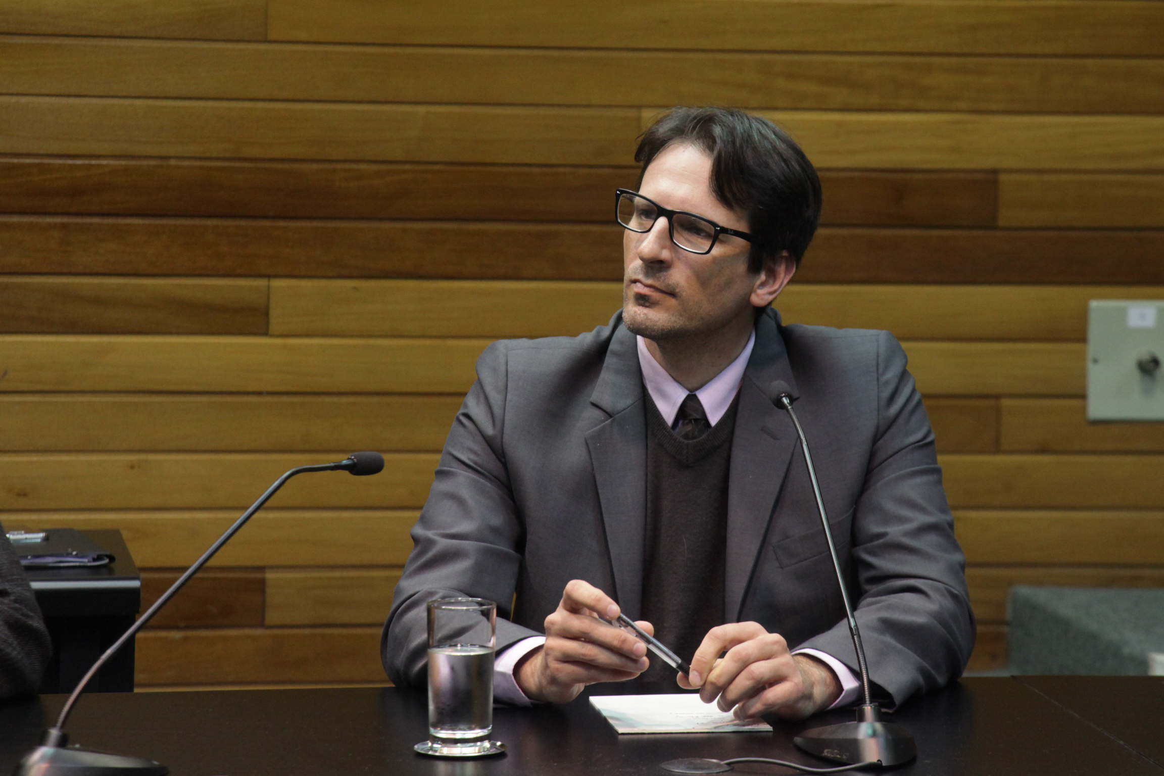 Comissão de Relacionamento Institucional, Comunicação, Relações Internacionais e do Mercosul.