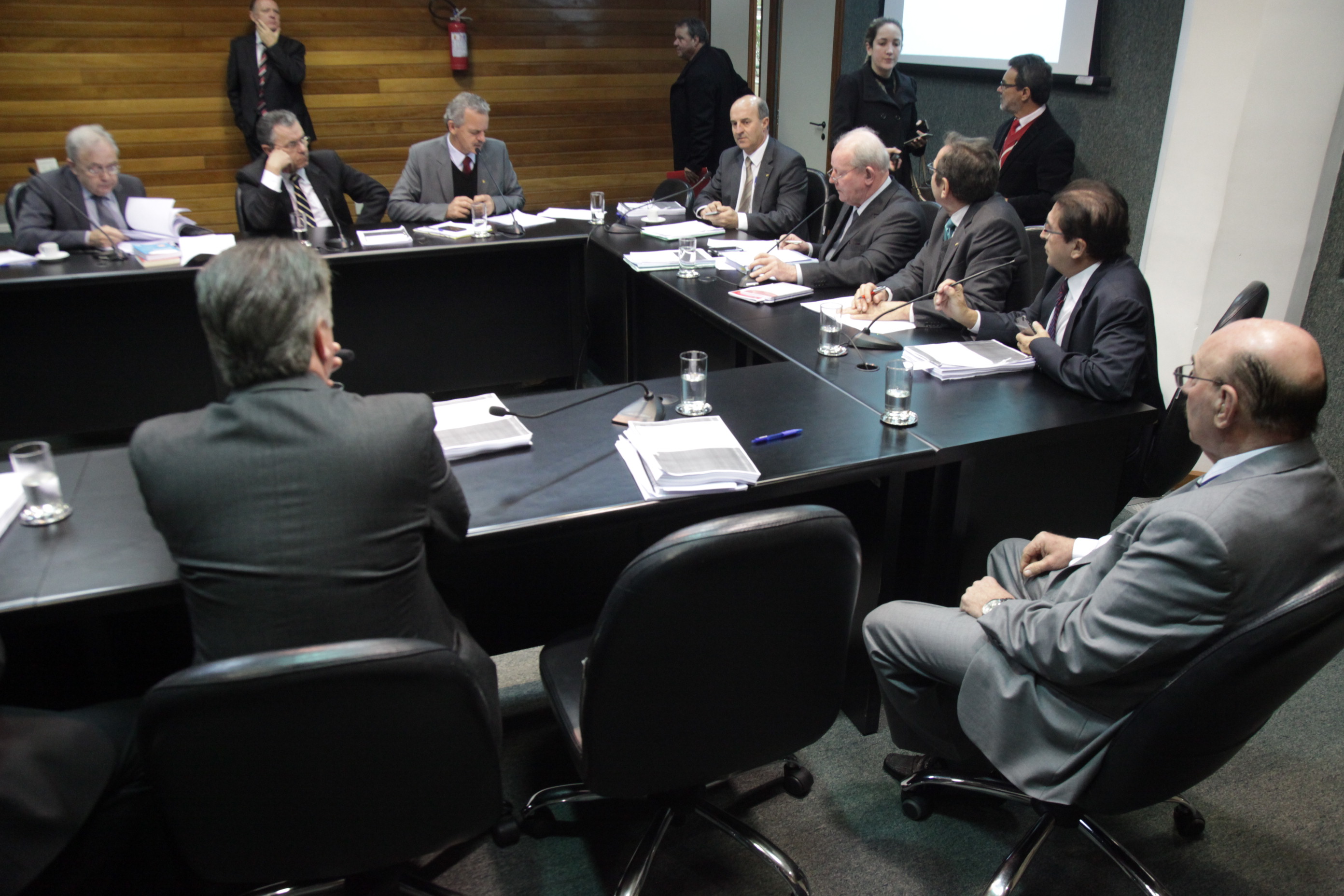 Reunião Conjunta - Finanças e Trabalho.