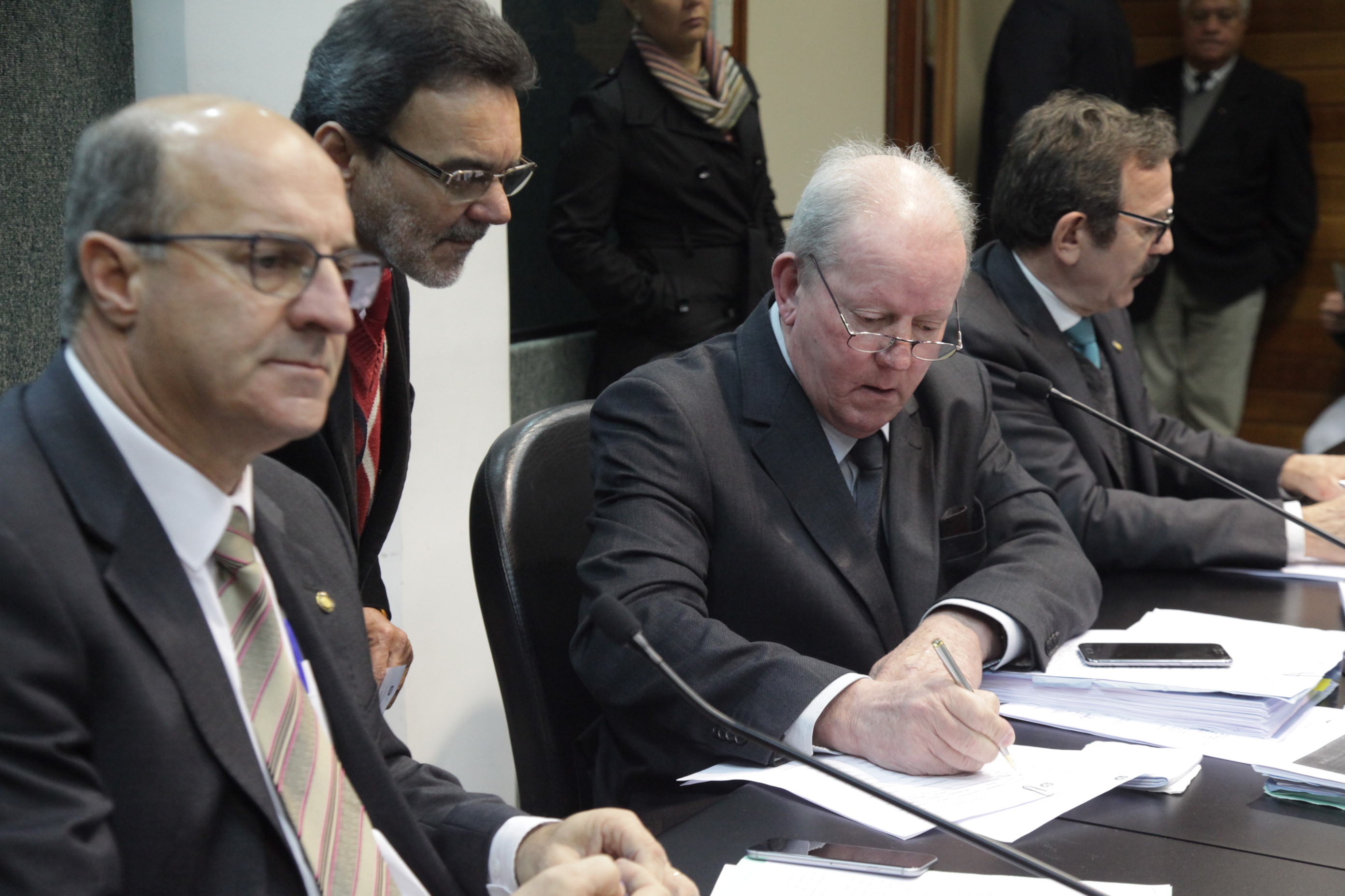 Reunião Conjunta - Finanças e Trabalho.