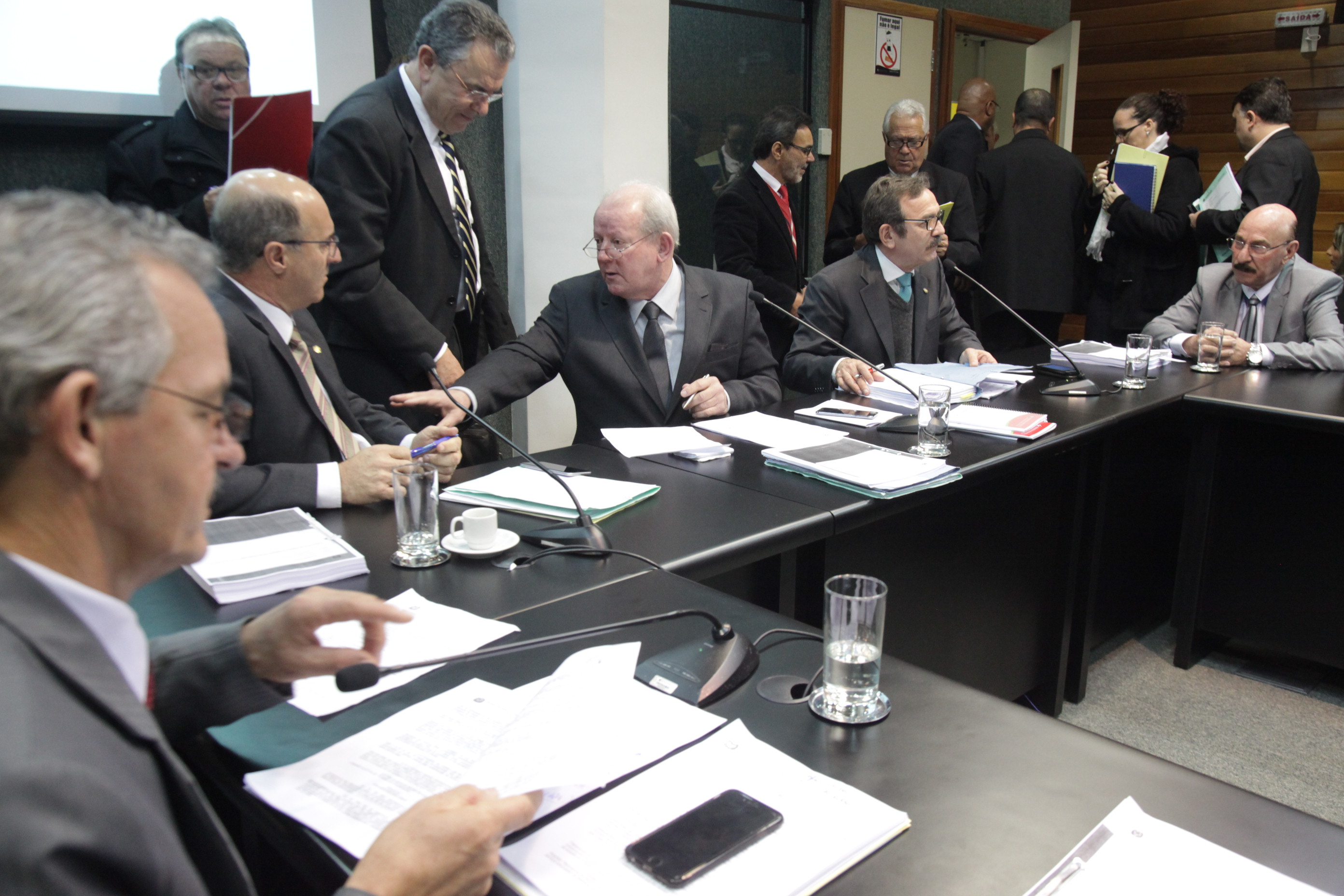 Reunião Conjunta - Finanças e Trabalho.
