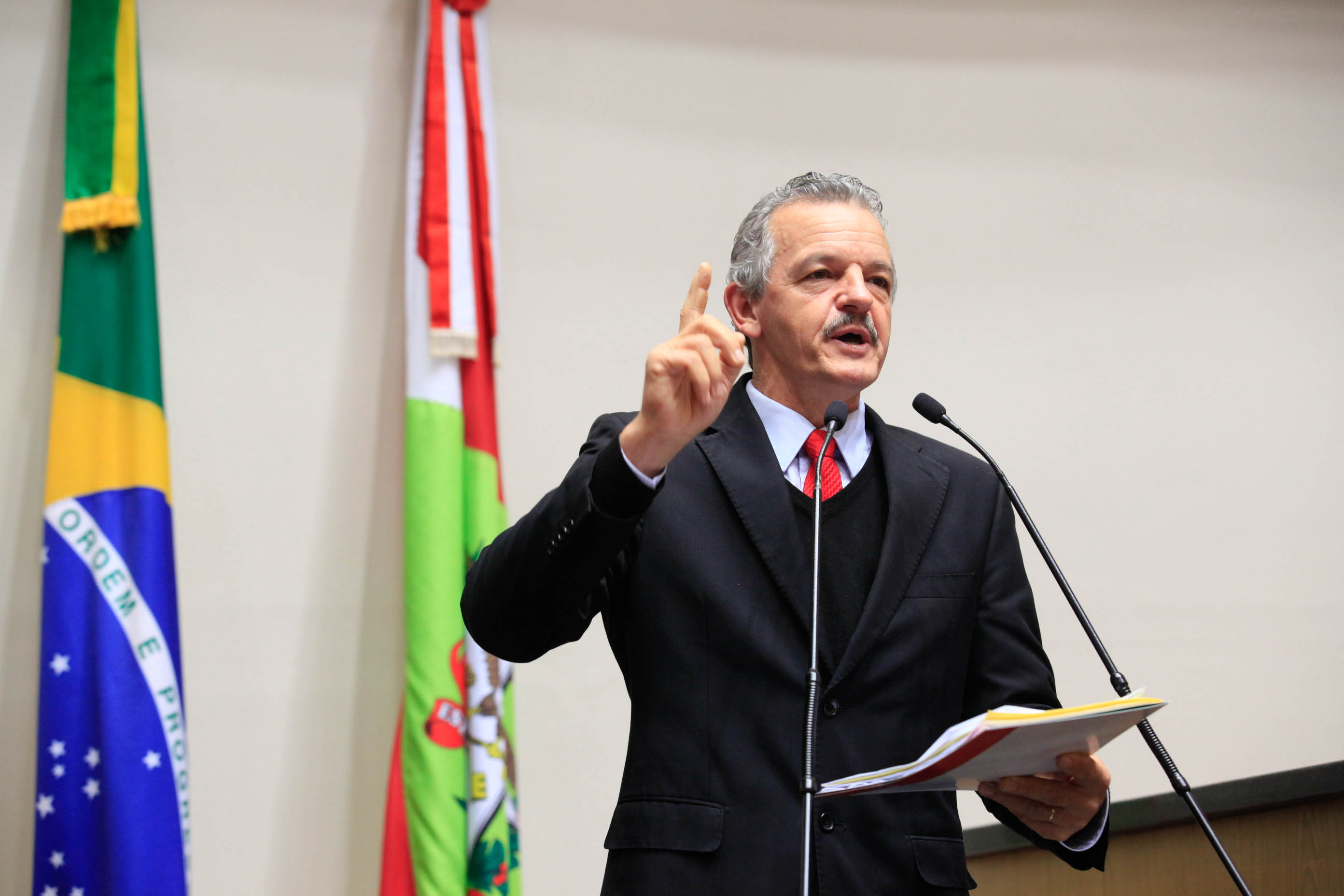 Deputado Dirceu Dresch (PT) em Sessão Ordinária
