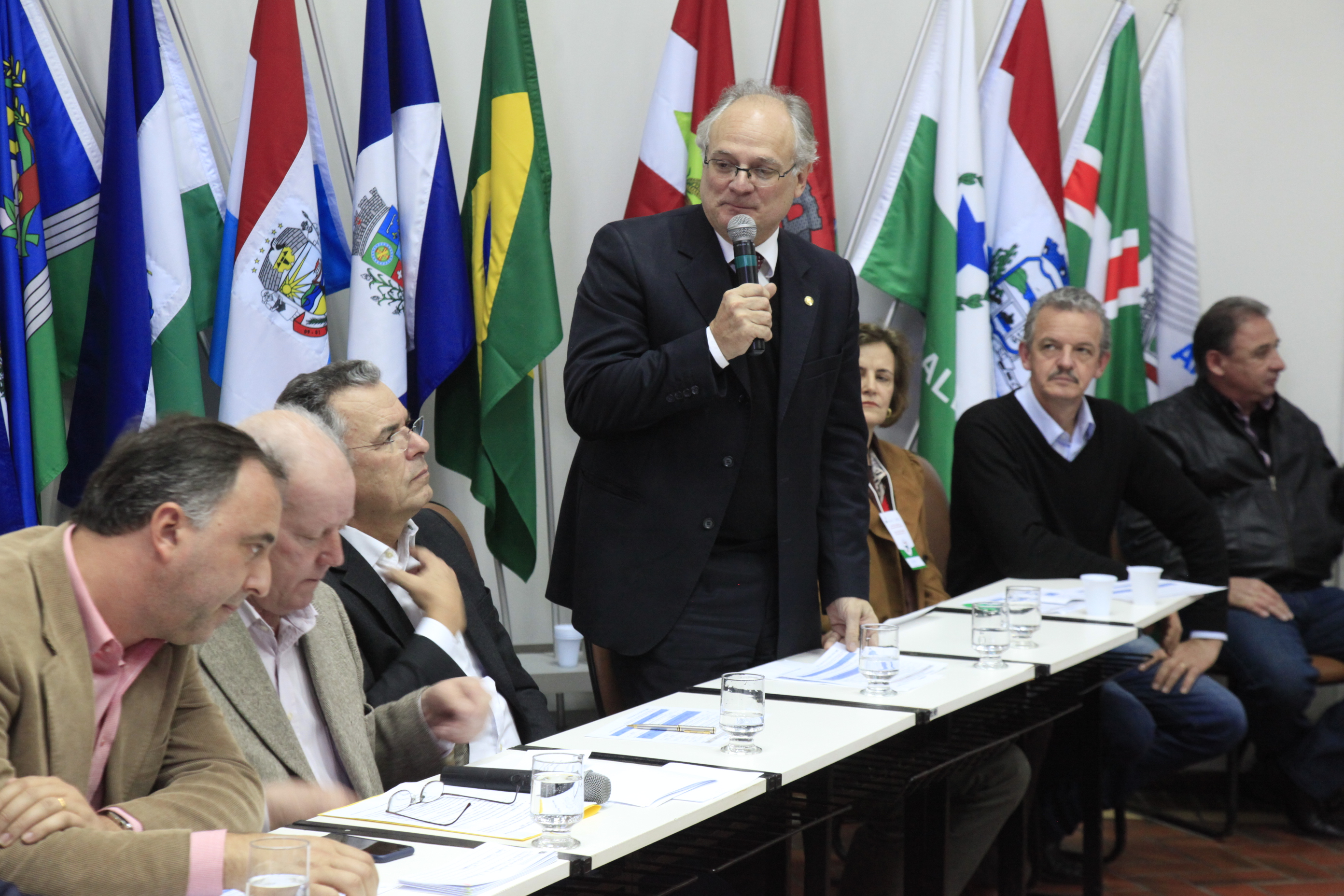 Audiência Pública Regional - Lei de Diretrizes Orçamentárias (LDO) 2016 para a Lei Orçamentária Anual (LOA) 2017 - Joinville/SC. Deputado Vicente Caropreso  (PSDB)