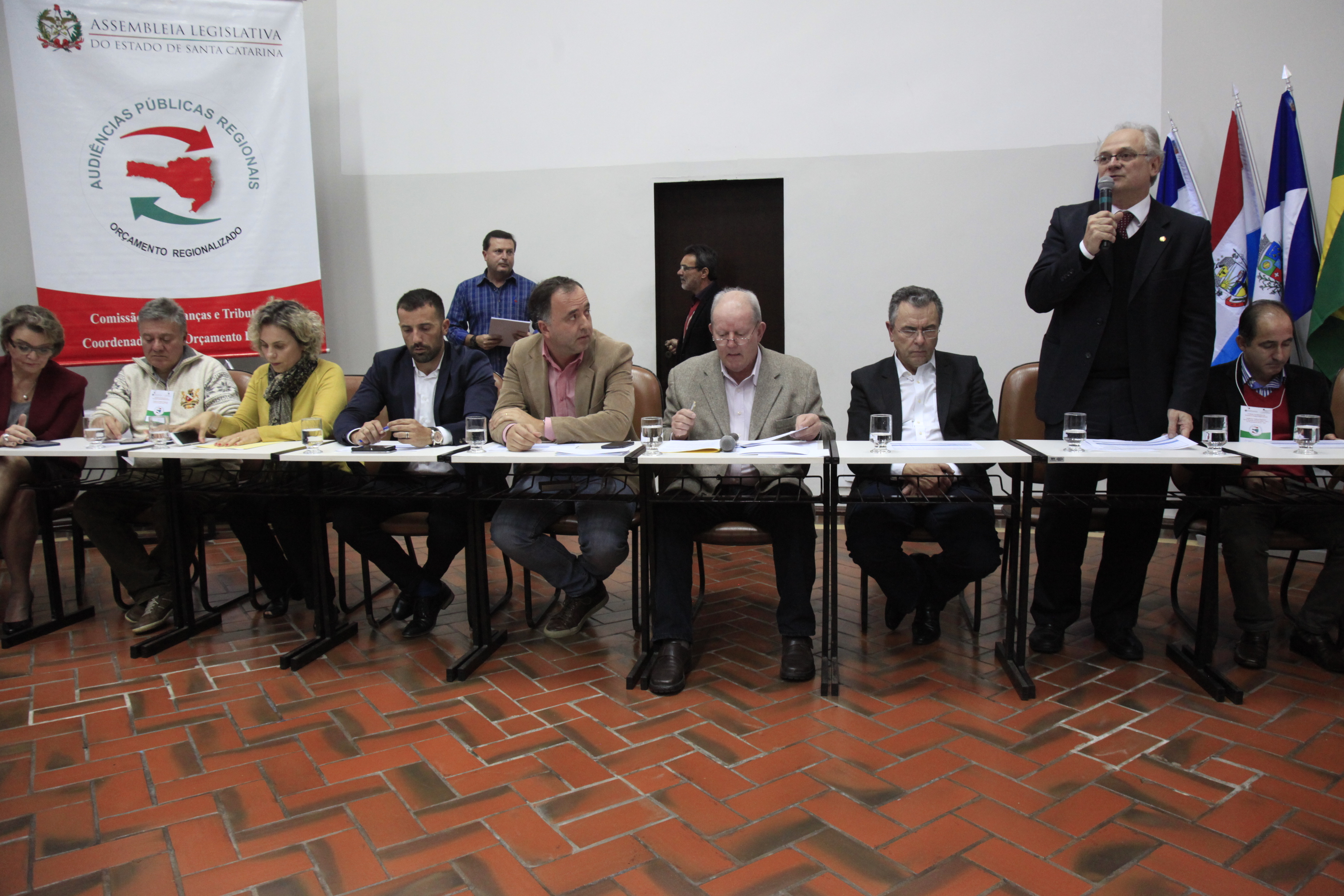 Audiência Pública Regional - Lei de Diretrizes Orçamentárias (LDO) 2016 para a Lei Orçamentária Anual (LOA) 2017 - Joinville/SC. Deputado Vicente Caropreso  (PSDB)