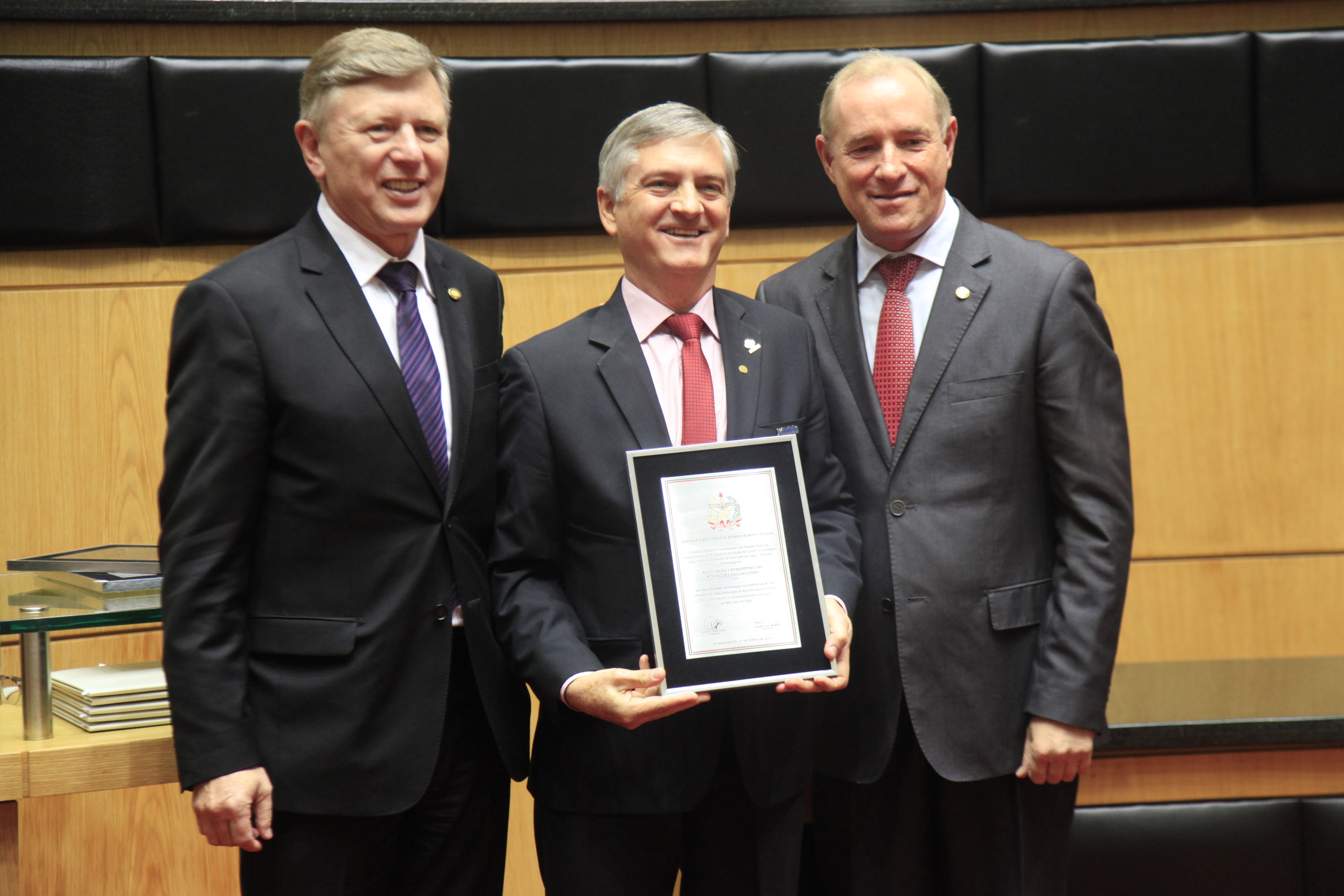 Sessão Especial em homenagem a Universidade do Alto Vale do Itajaí  UNIDAVI pela passagem dos seus 50 anos de fundação.