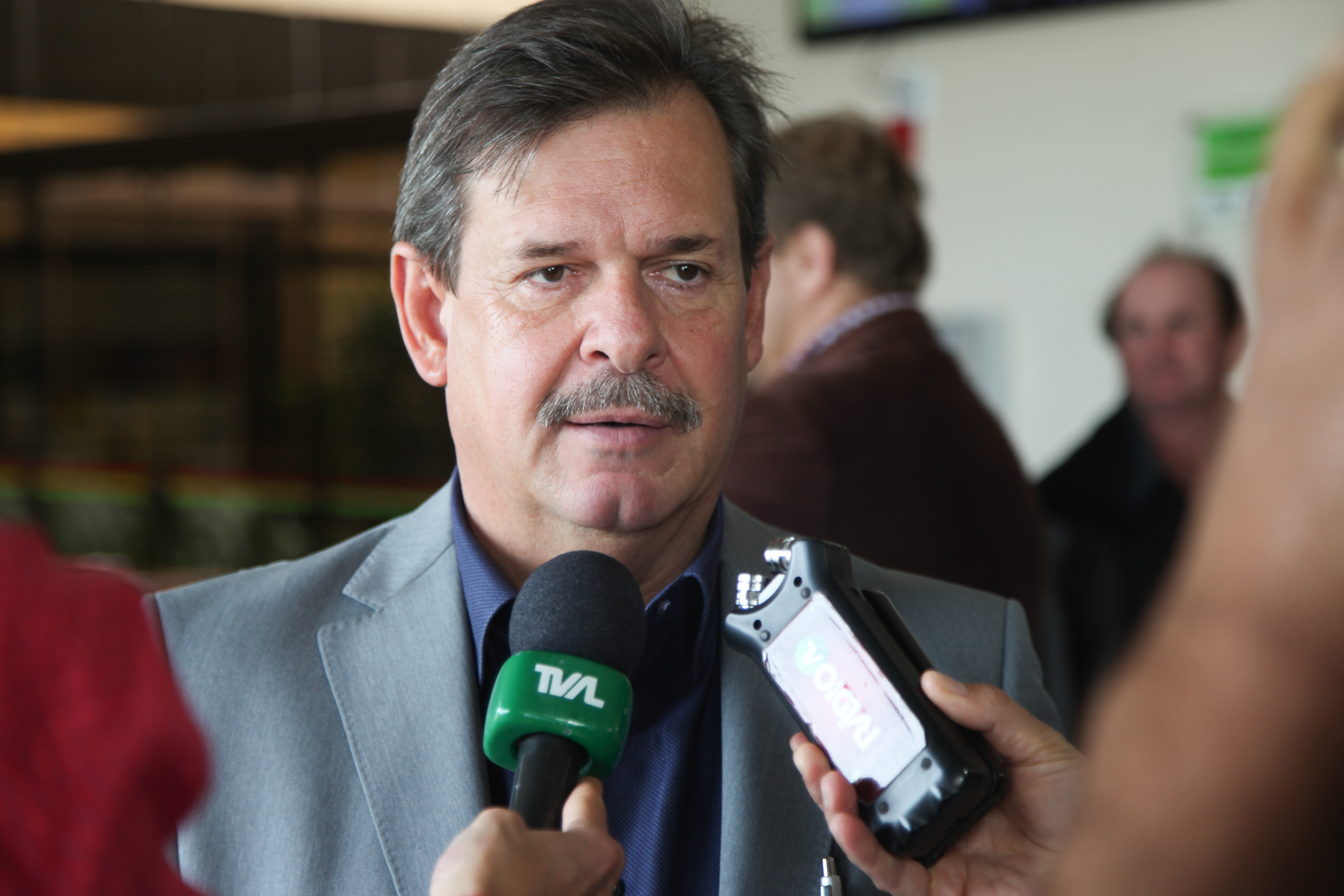 Badesc libera recursos para prefeituras. José Caramori, Presidente do Badesc .