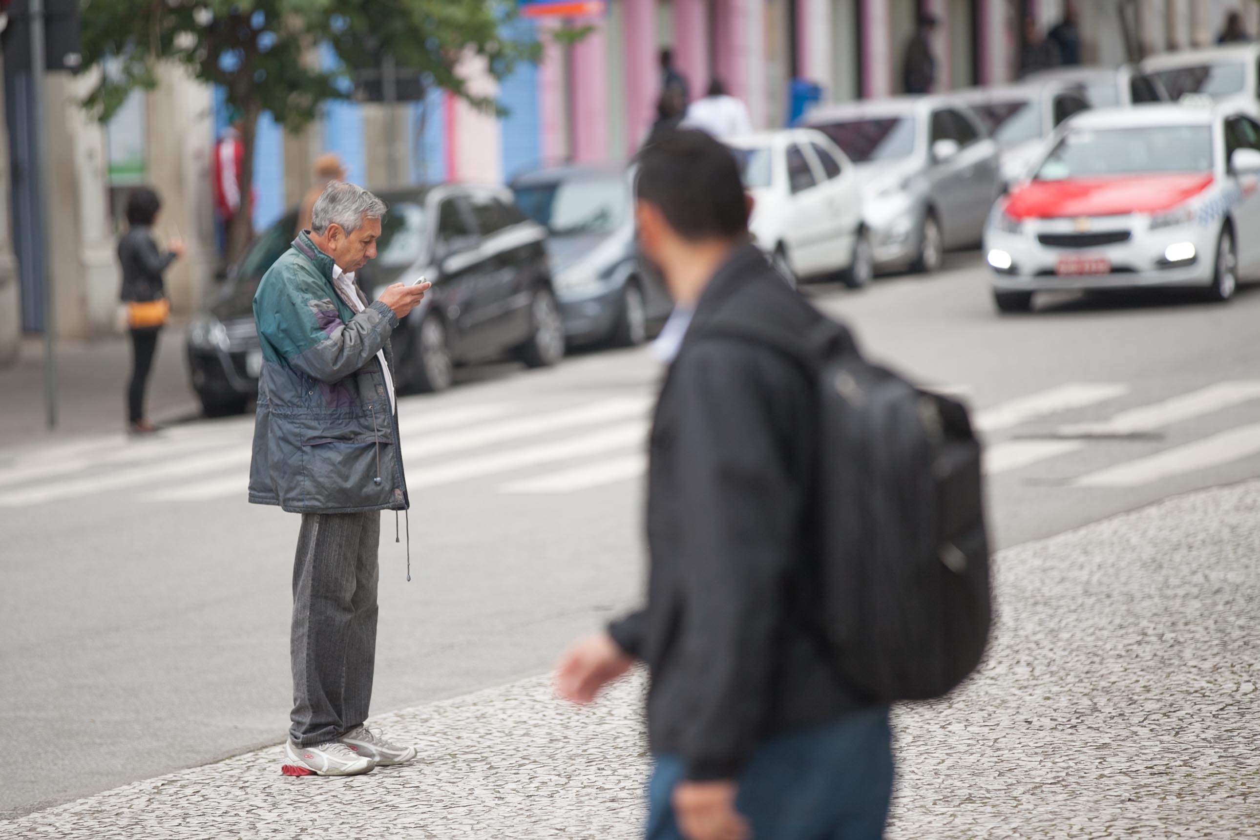 O uso do celular e os prejuízos à saúde
