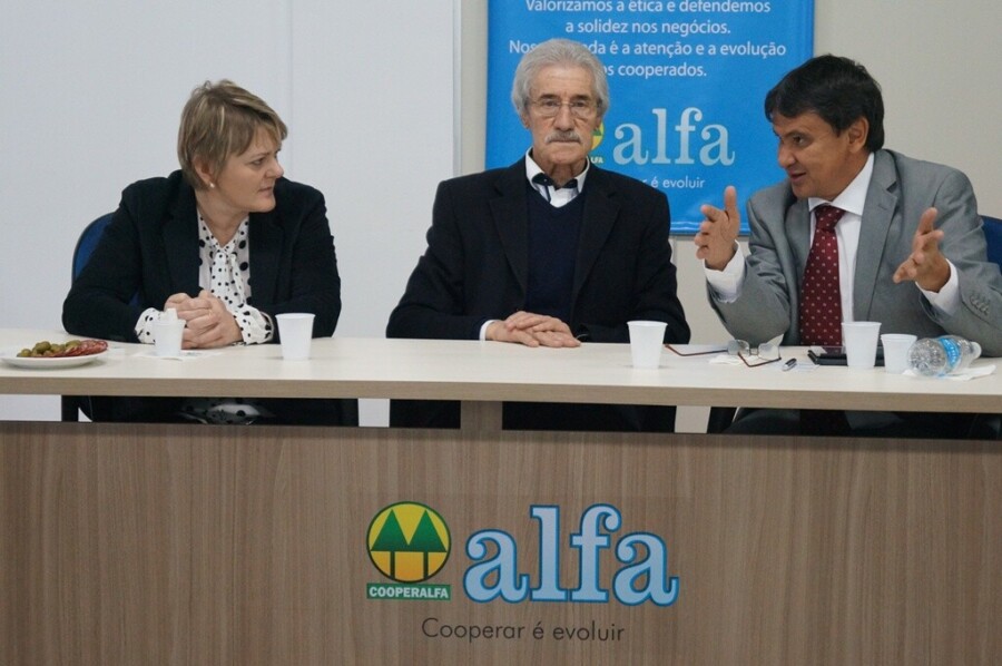 Deputada Luciane Carminatti, Romeo Bet e o governador do Piauí, Wellington Dias FOTO: Ester da Veiga